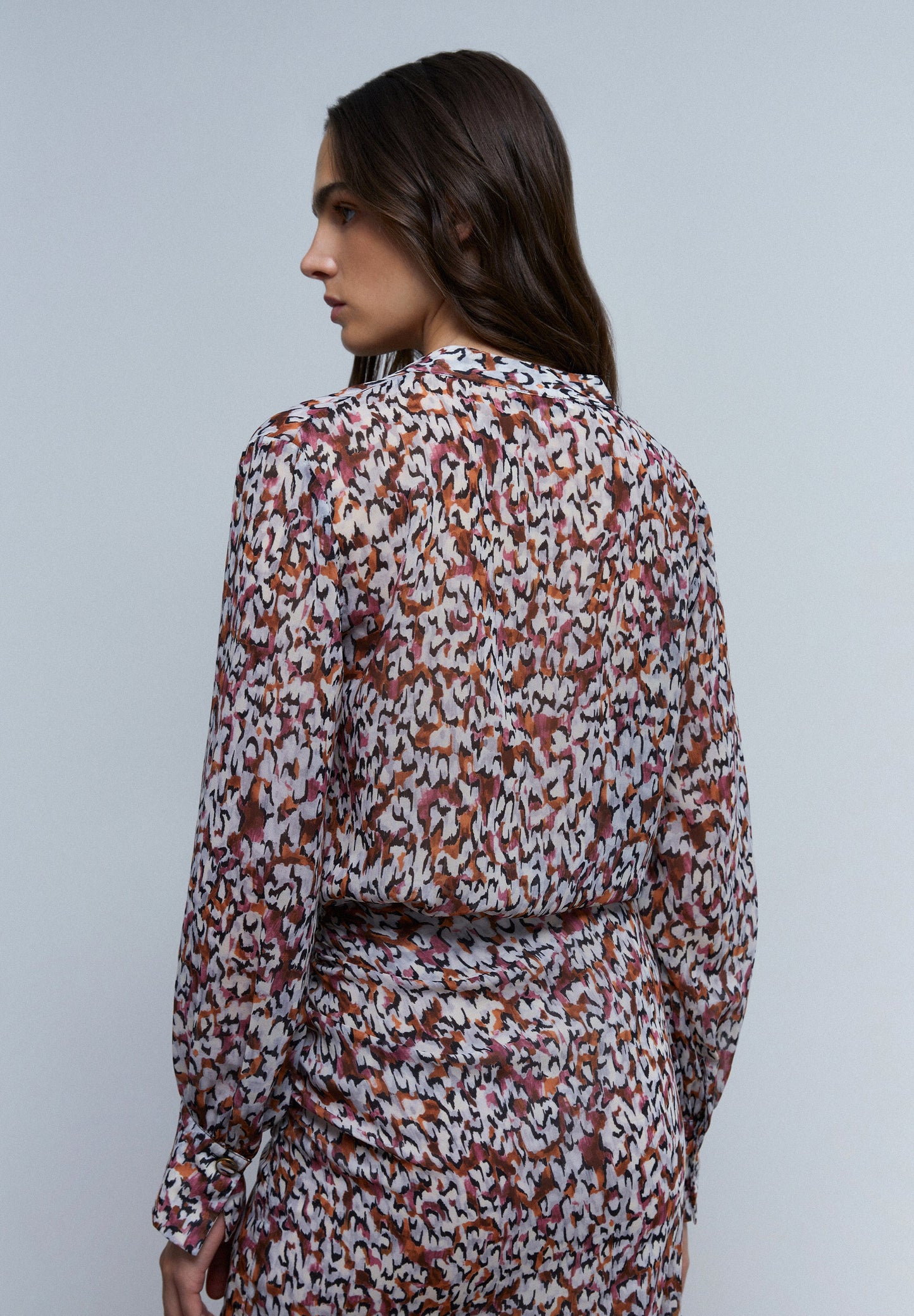 BLUSA COM PADRÃO DRAPEADA