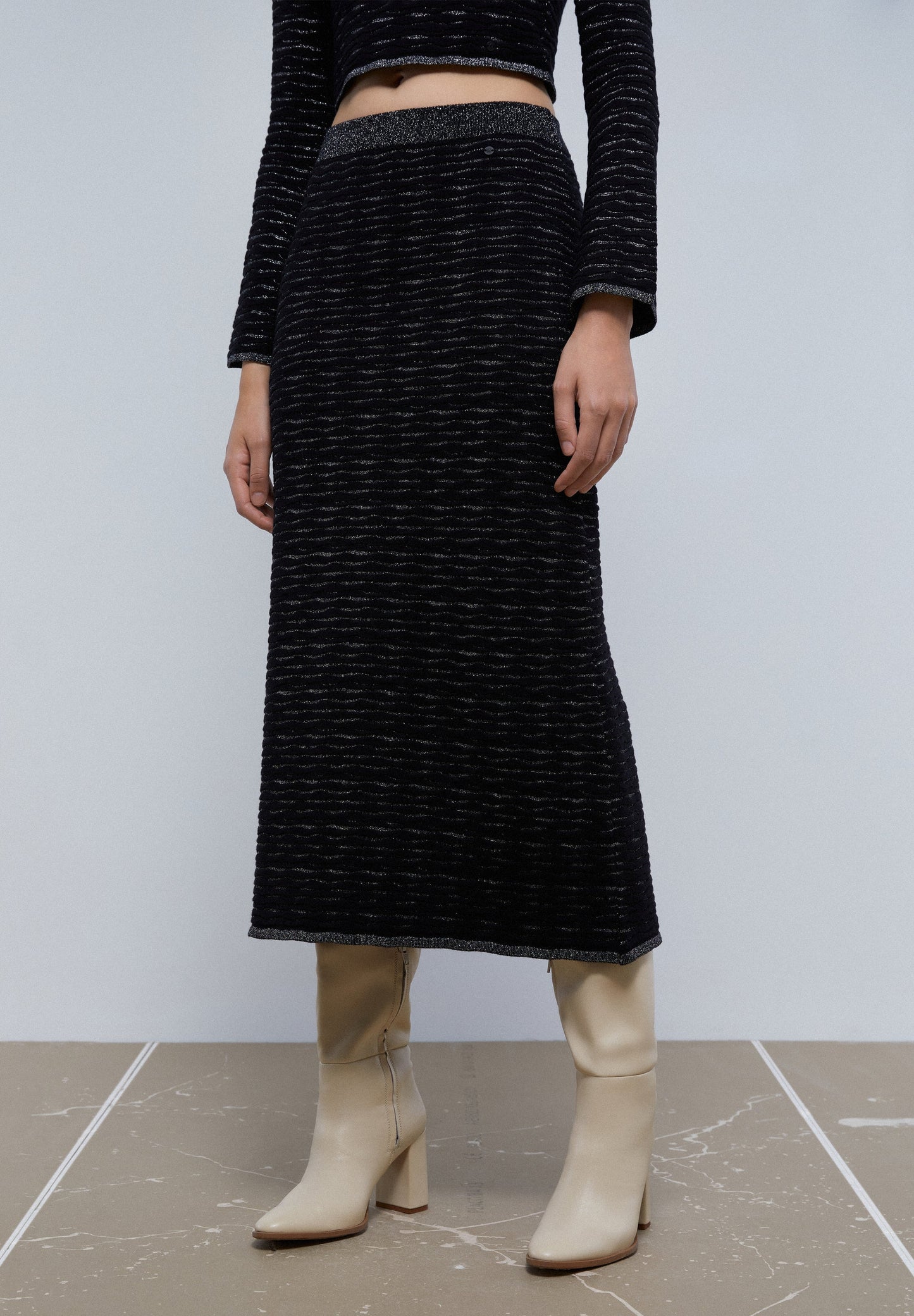 SAIA MIDI DE MALHA COM FIO METALIZADO