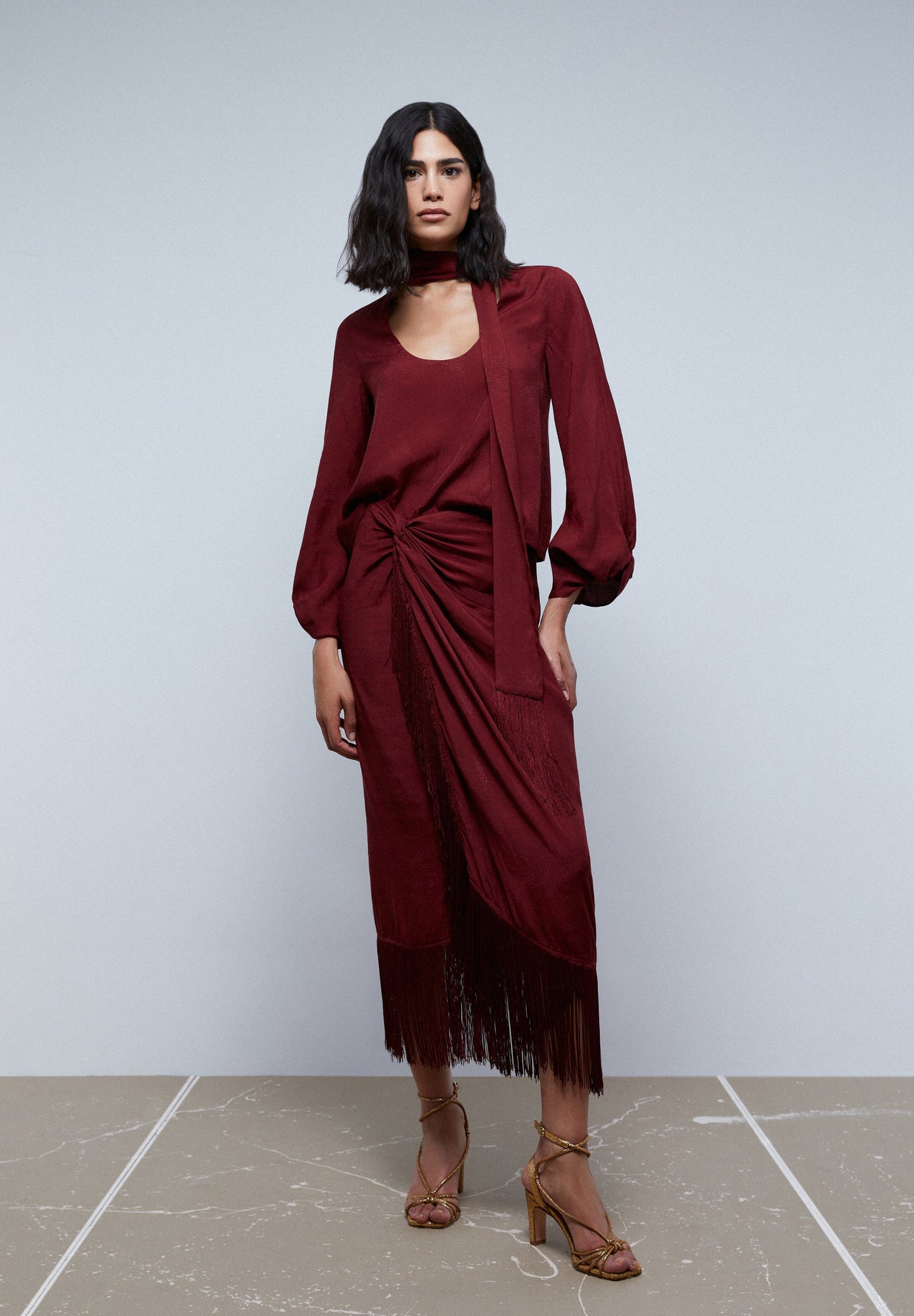 SAIA EM JACQUARD COM FRANJAS