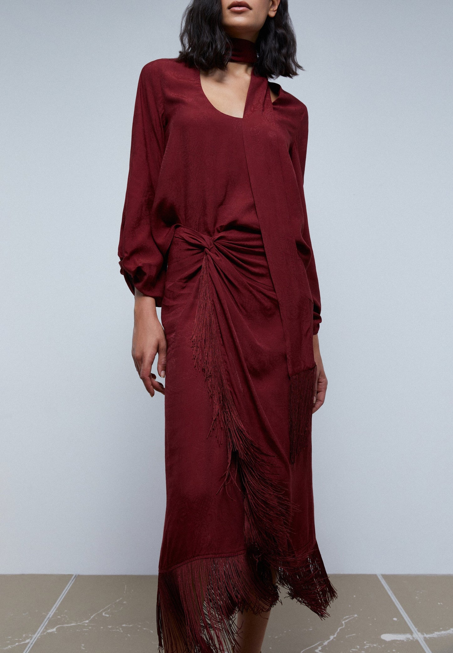 SAIA EM JACQUARD COM FRANJAS