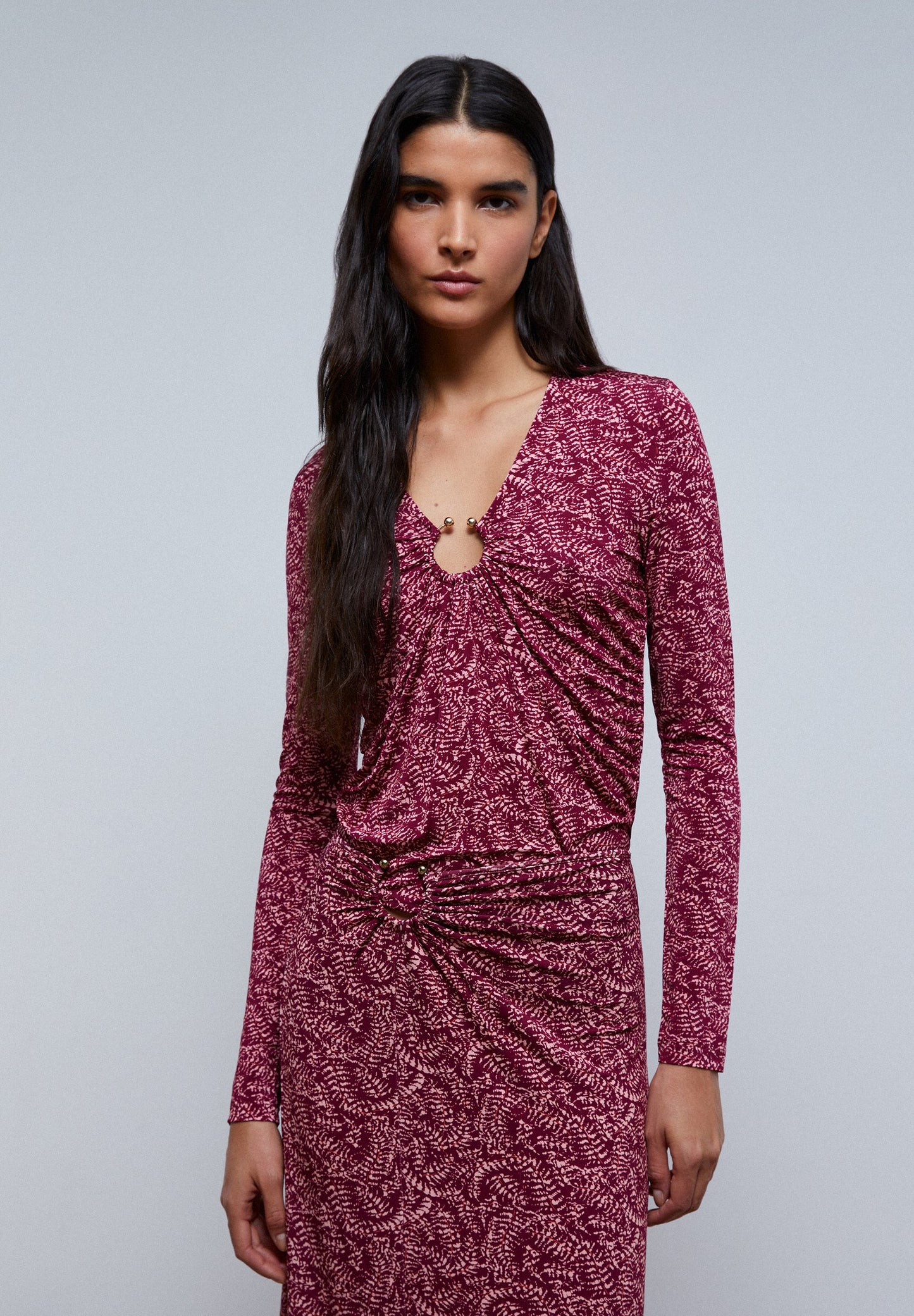 TOP COM PORMENOR NO DECOTE