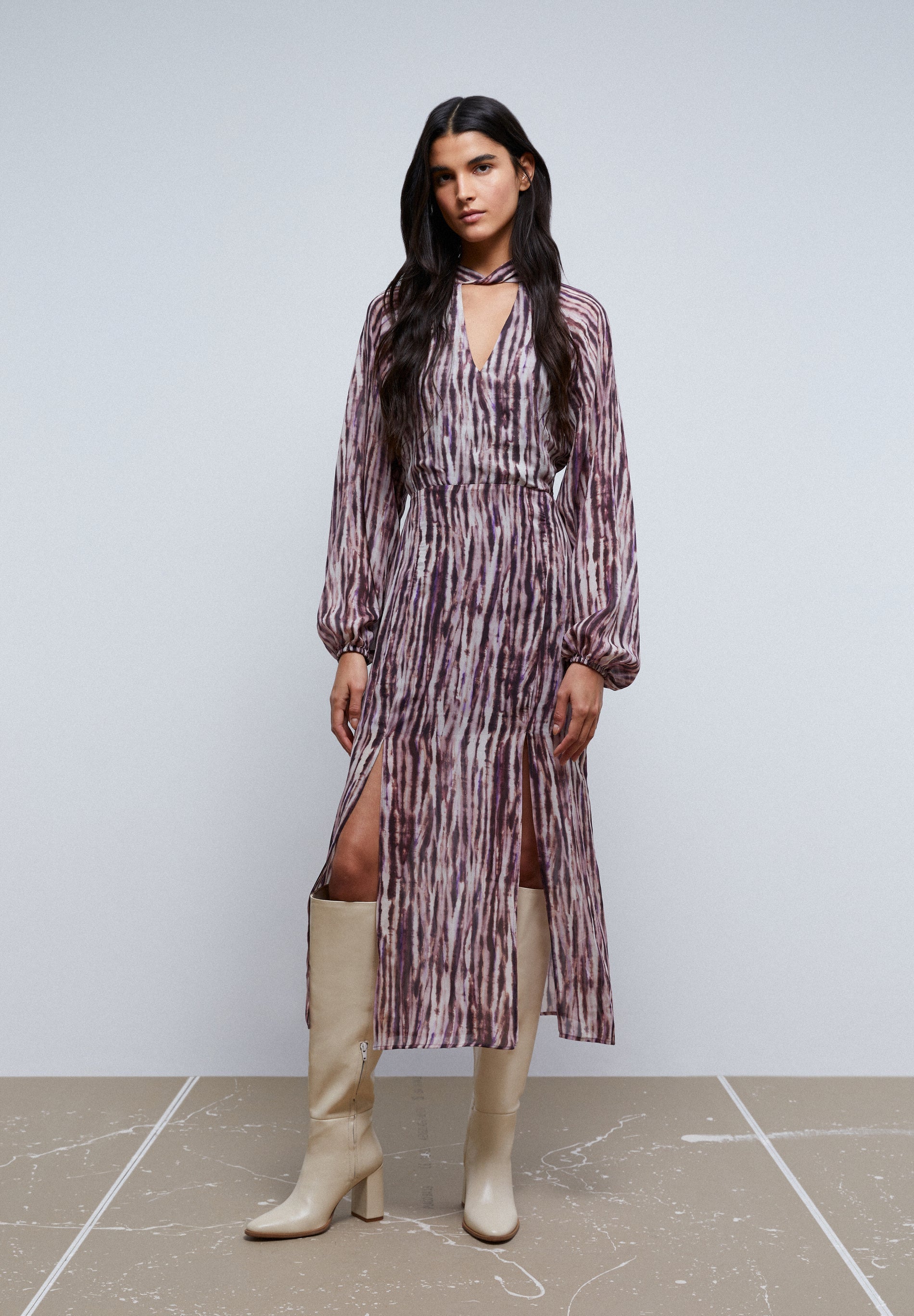 VESTIDO TIE-DYE COM LAÇO NA GOLA