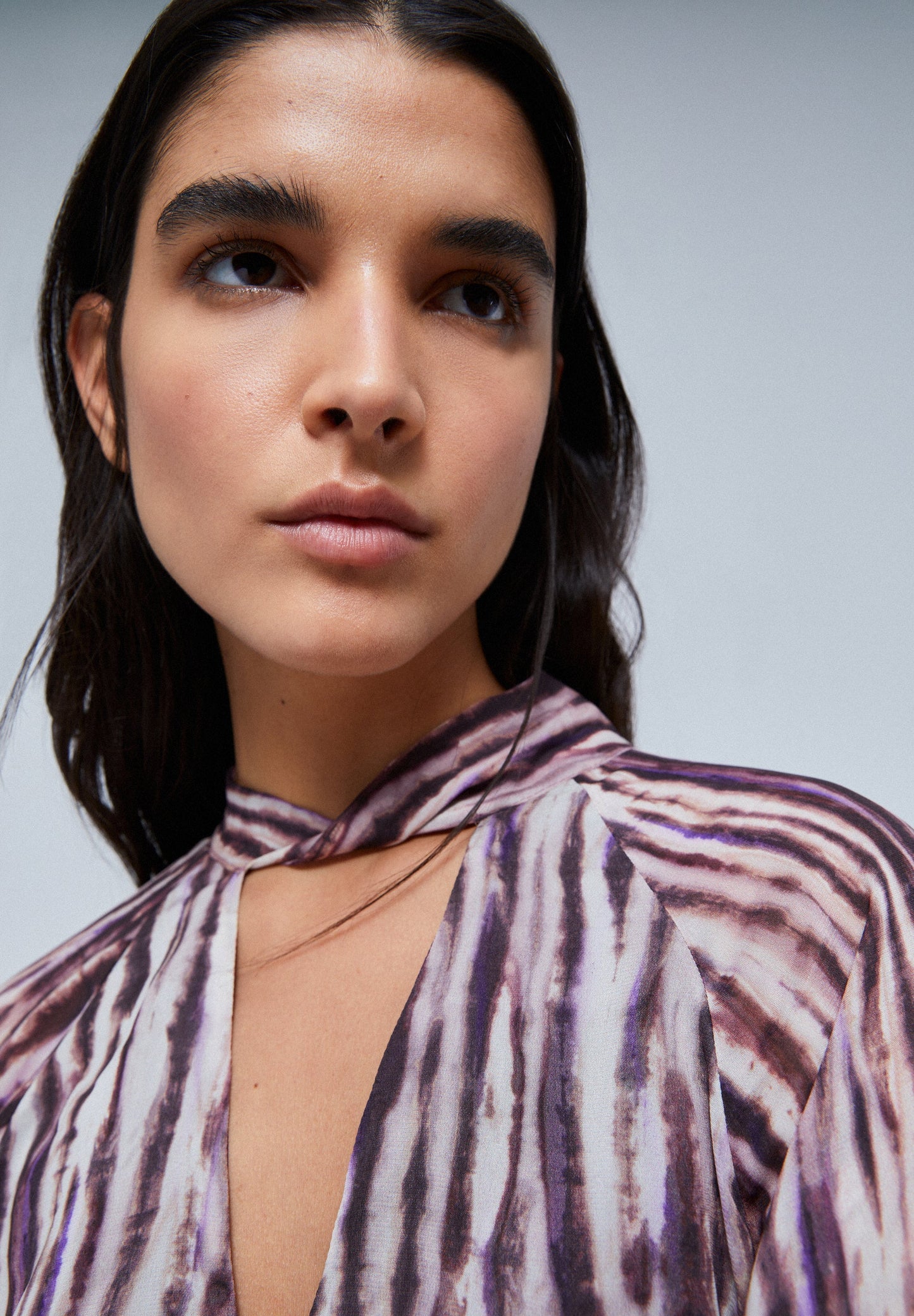 VESTIDO TIE-DYE COM LAÇO NA GOLA