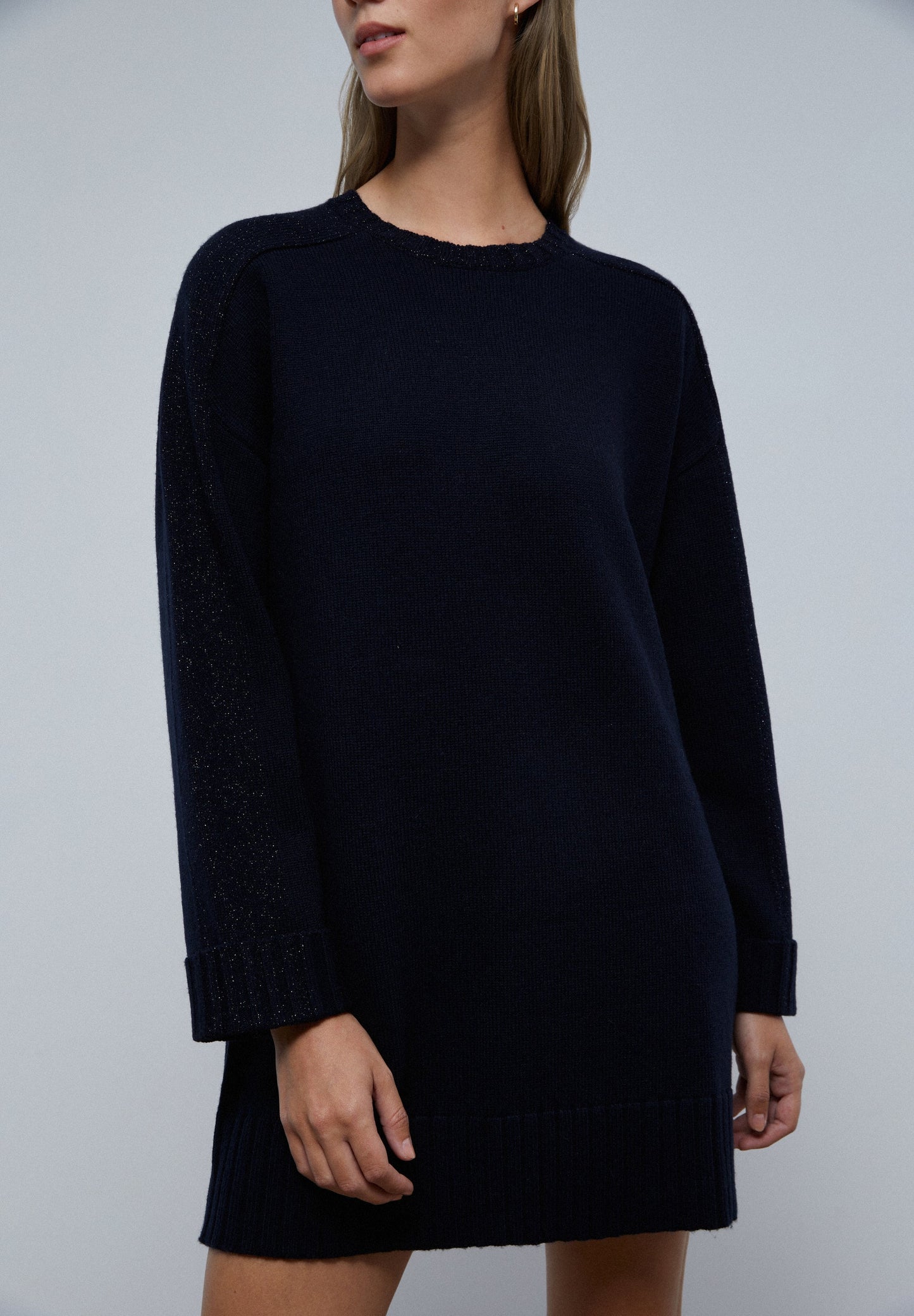 MINIVESTIDO DE MALHA COM FIO METALIZADO