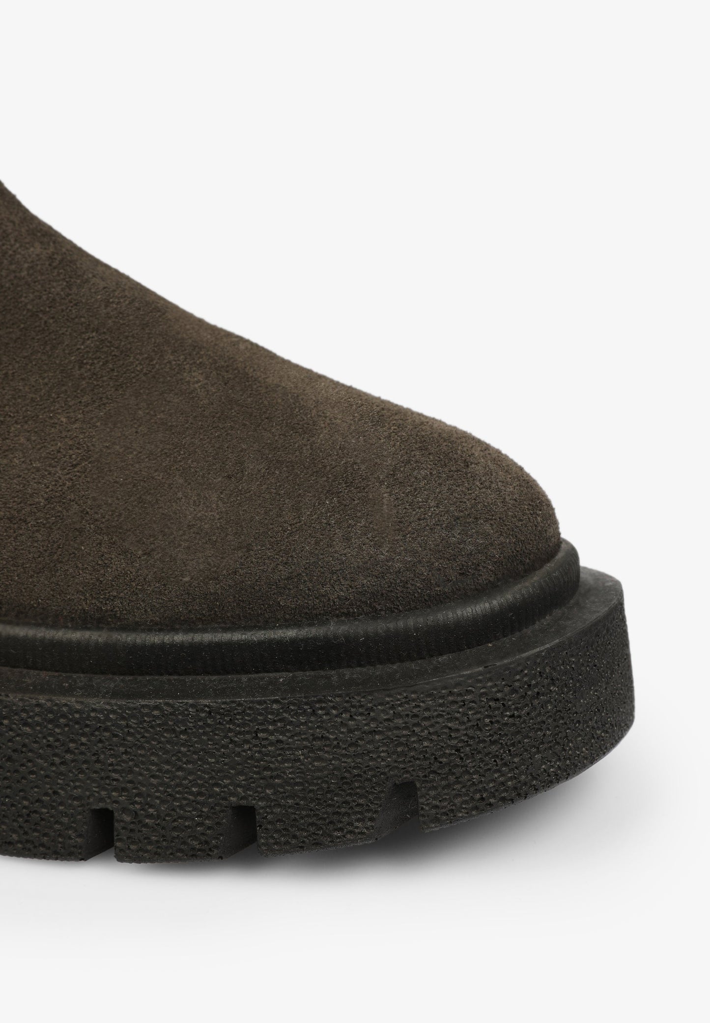 BOTAS EM PELE COM SOLA DE RASTO