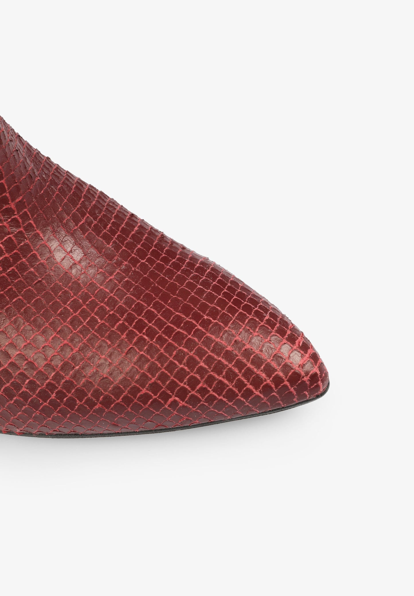 BOTAS COWBOY COM TACÃO EM BICO