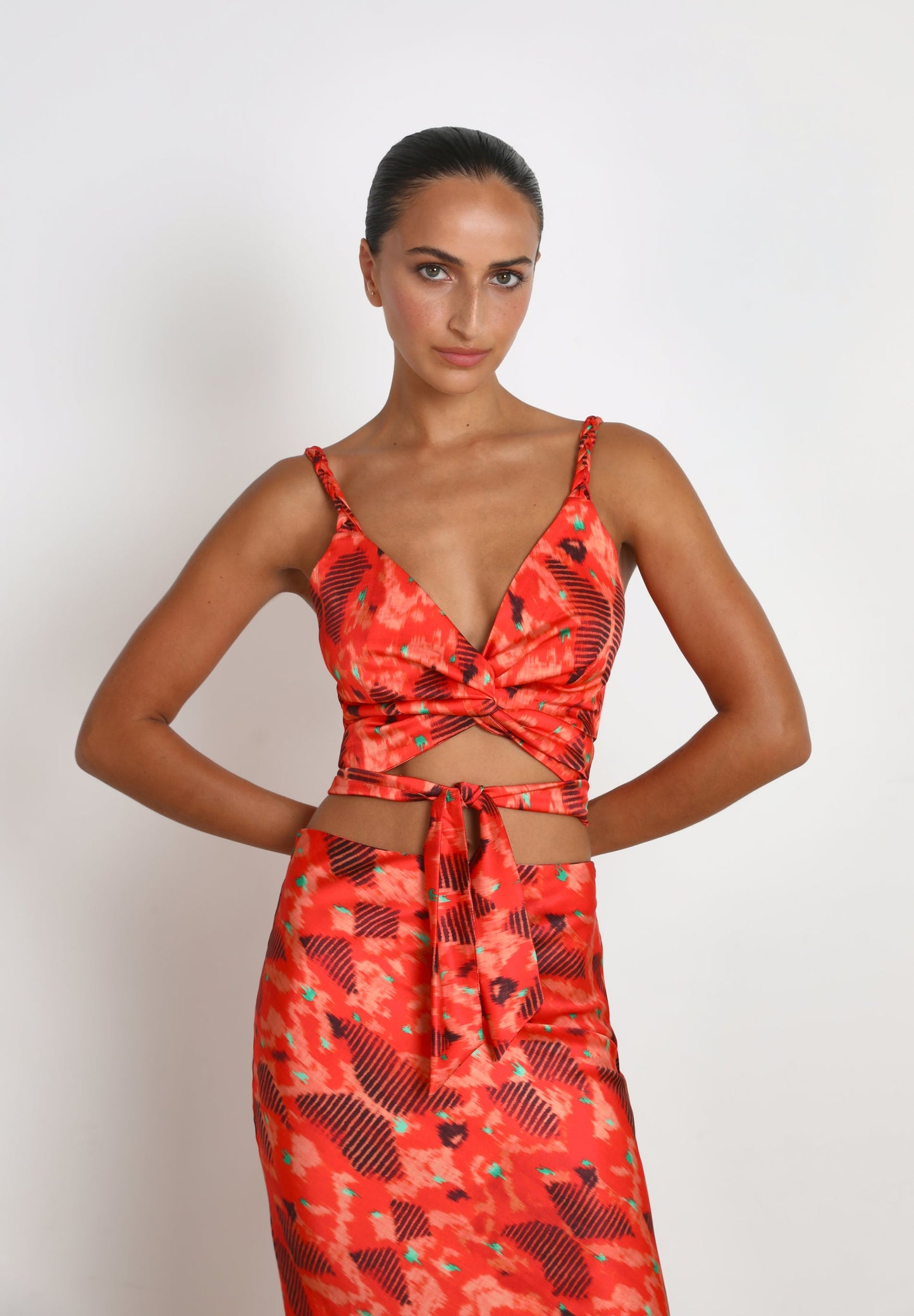 TOP COM PADRÃO CRUZADO