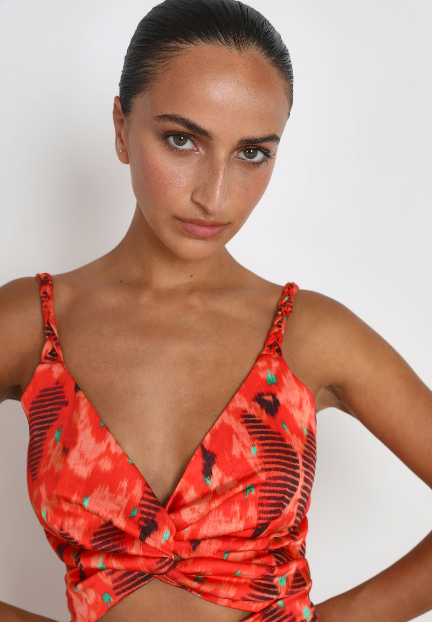 TOP COM PADRÃO CRUZADO