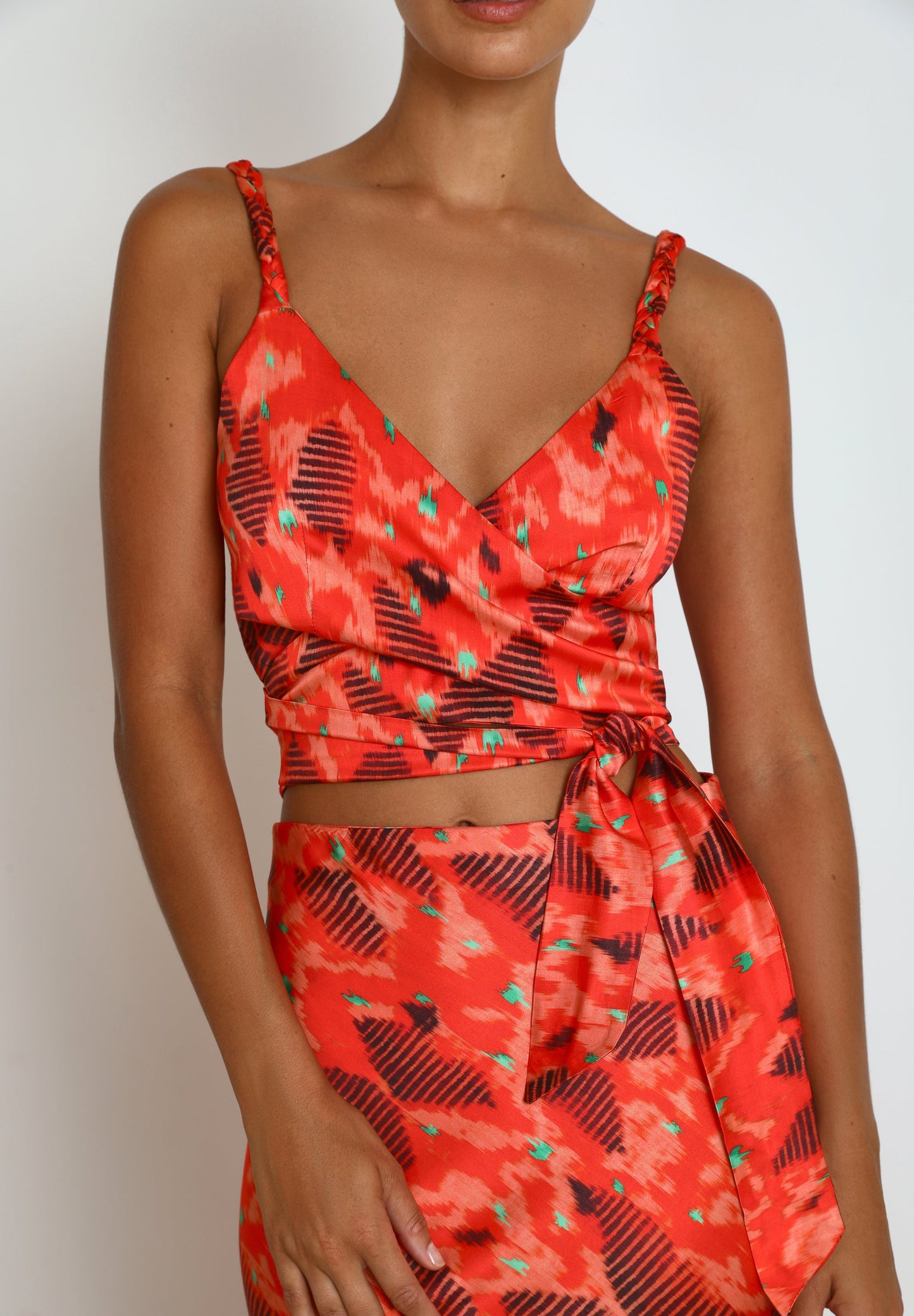 TOP COM PADRÃO CRUZADO