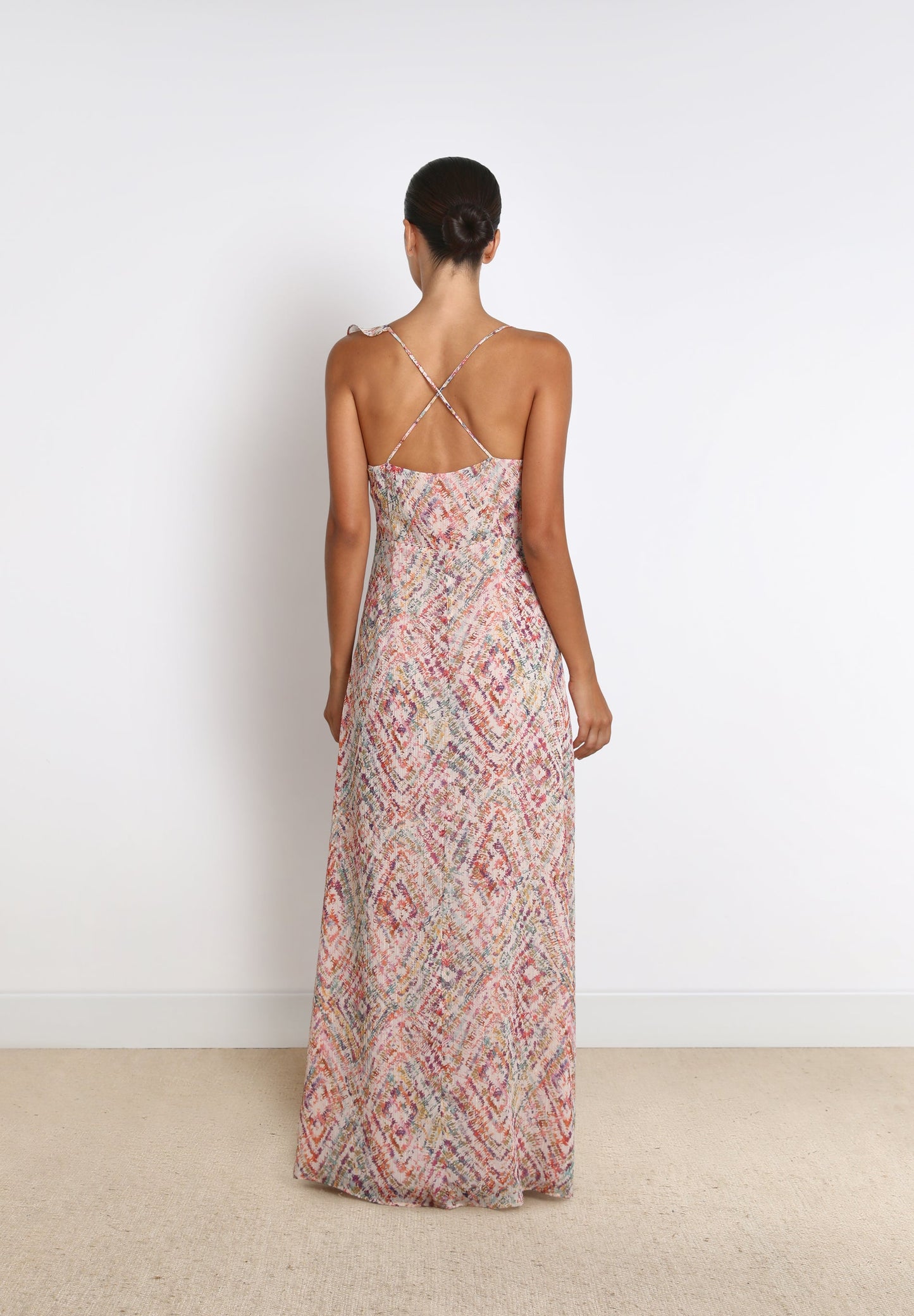 VESTIDO COMPRIDO COM FOLHO