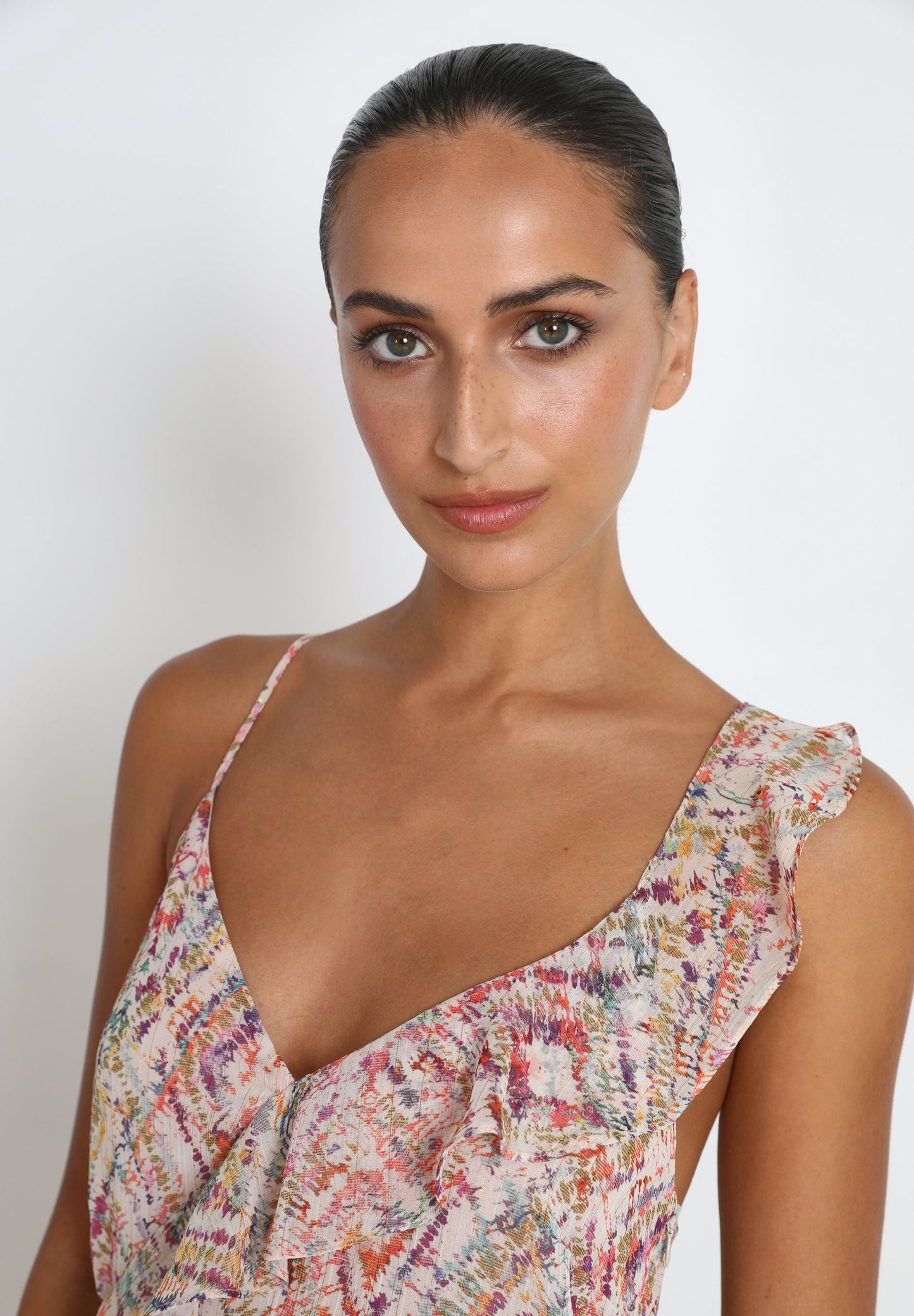 VESTIDO COMPRIDO COM FOLHO