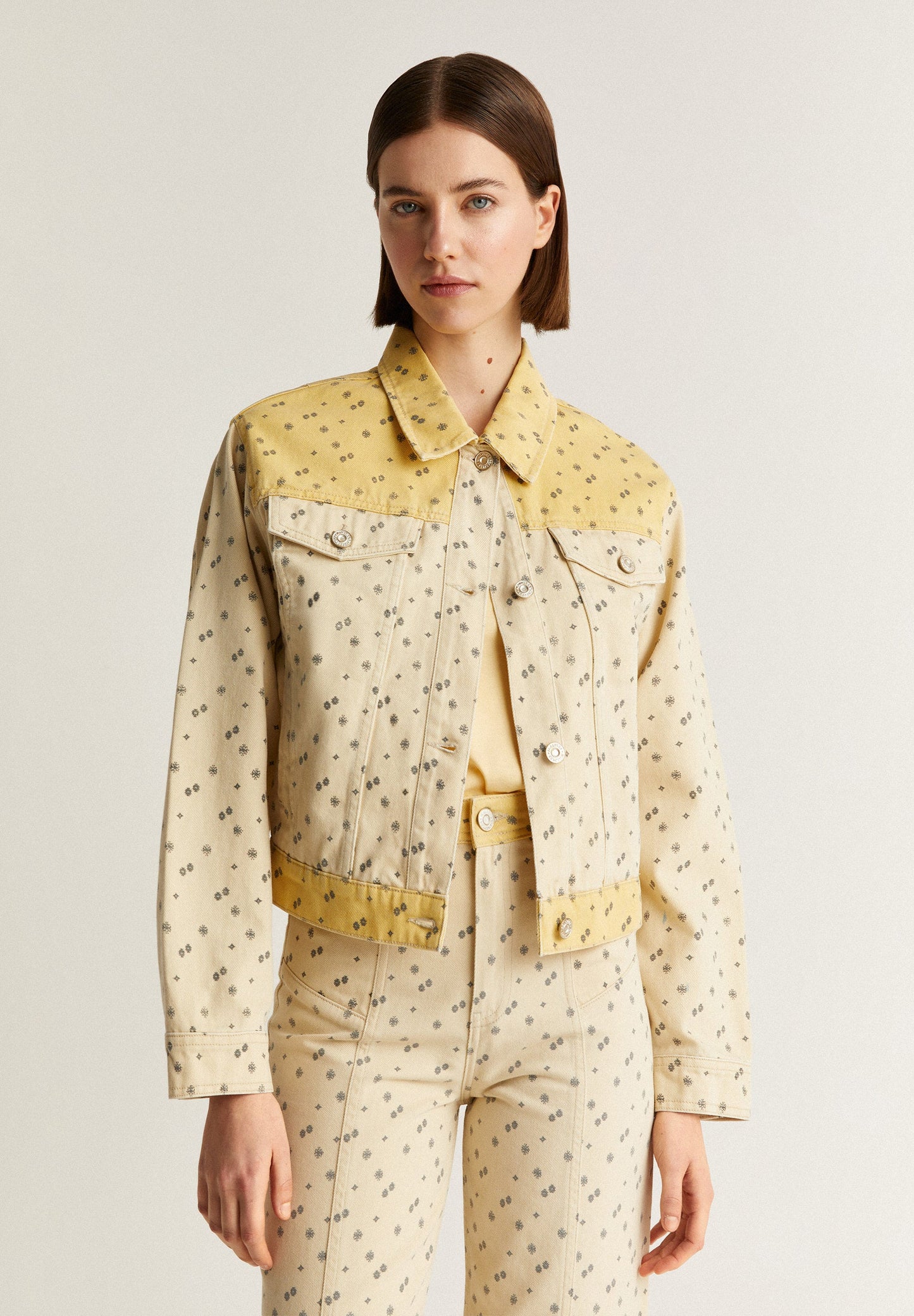 CASACO DENIM MOTIVOS ÉTNICOS