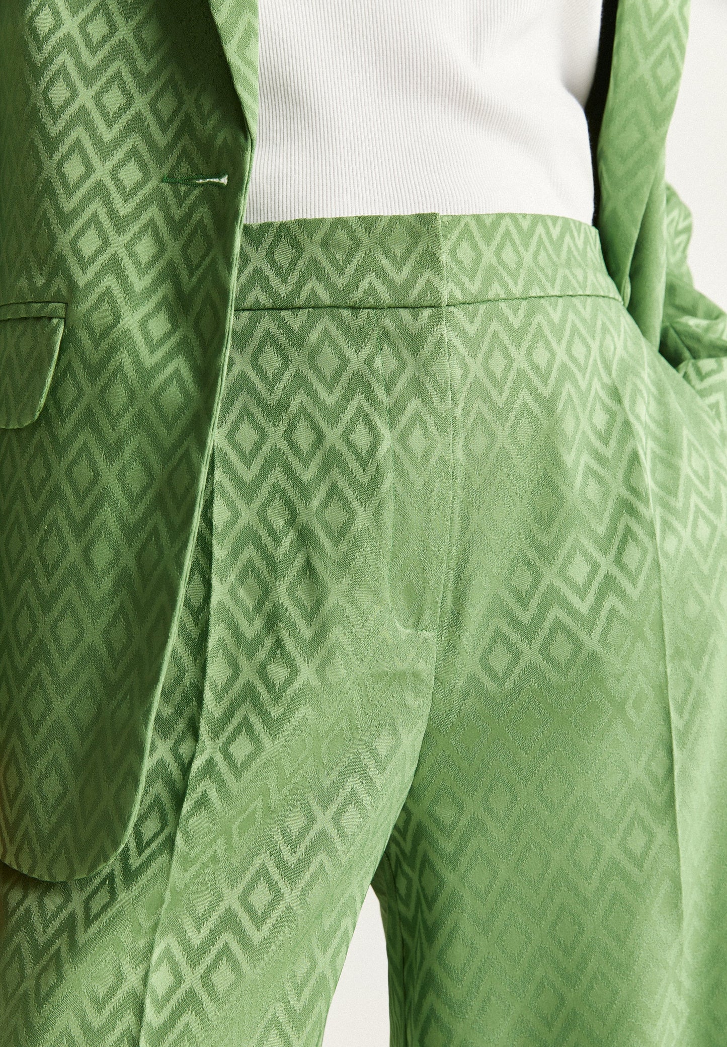 CALÇAS FLUIDAS ÉTNICAS