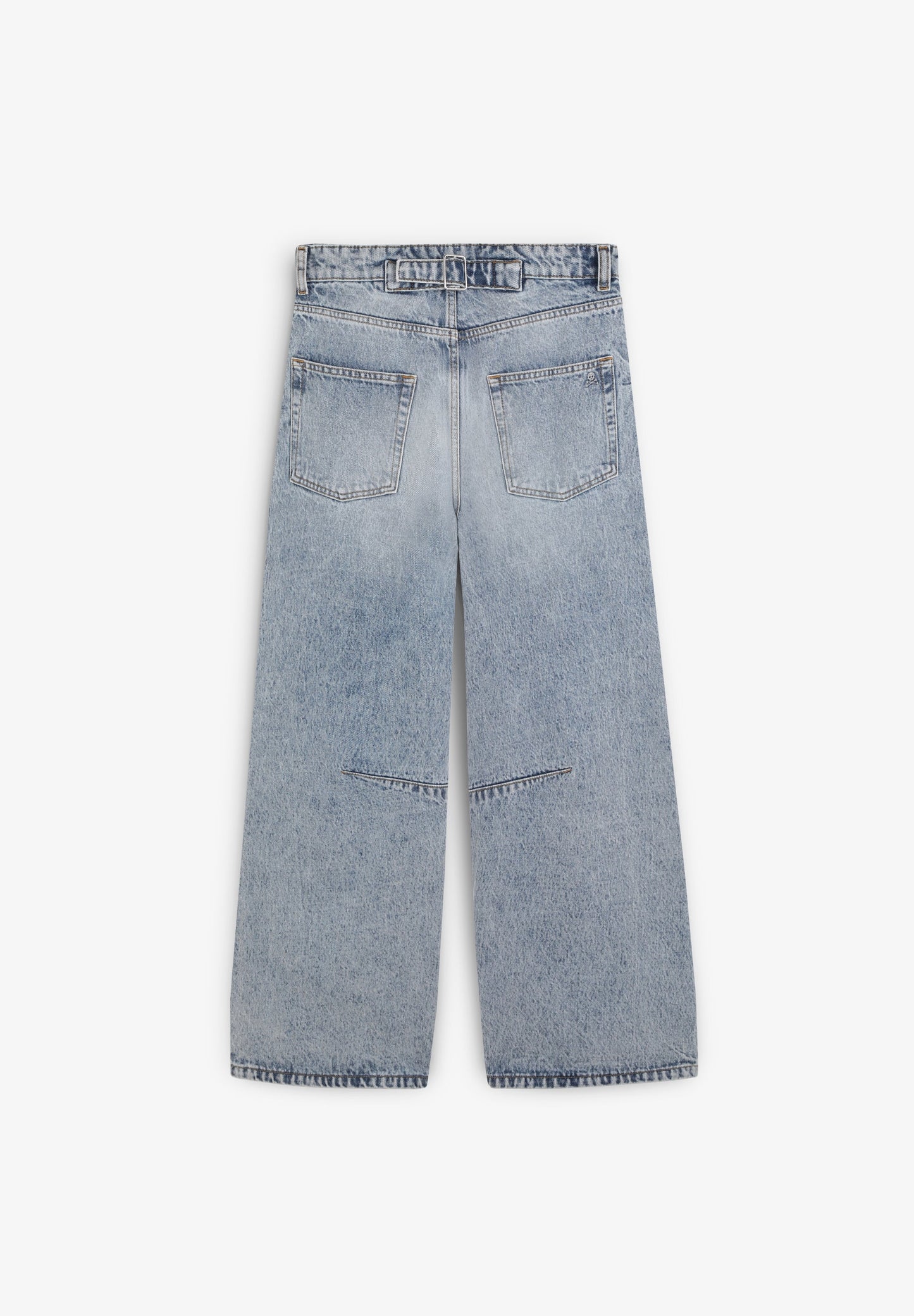 JEANS WIDE LEG COM PORMENOR DE FIVELA