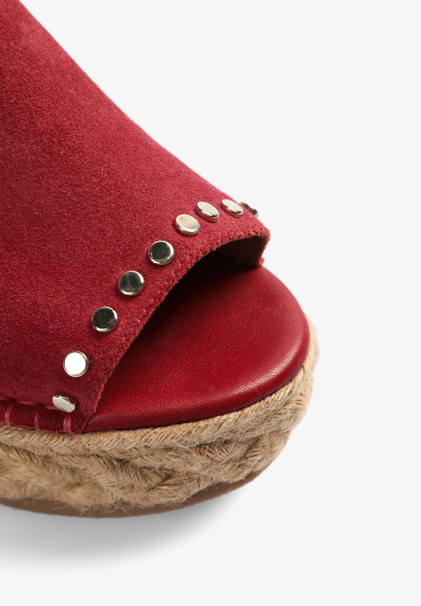 ALPERGATAS DE CAMURÇA COM TACHAS