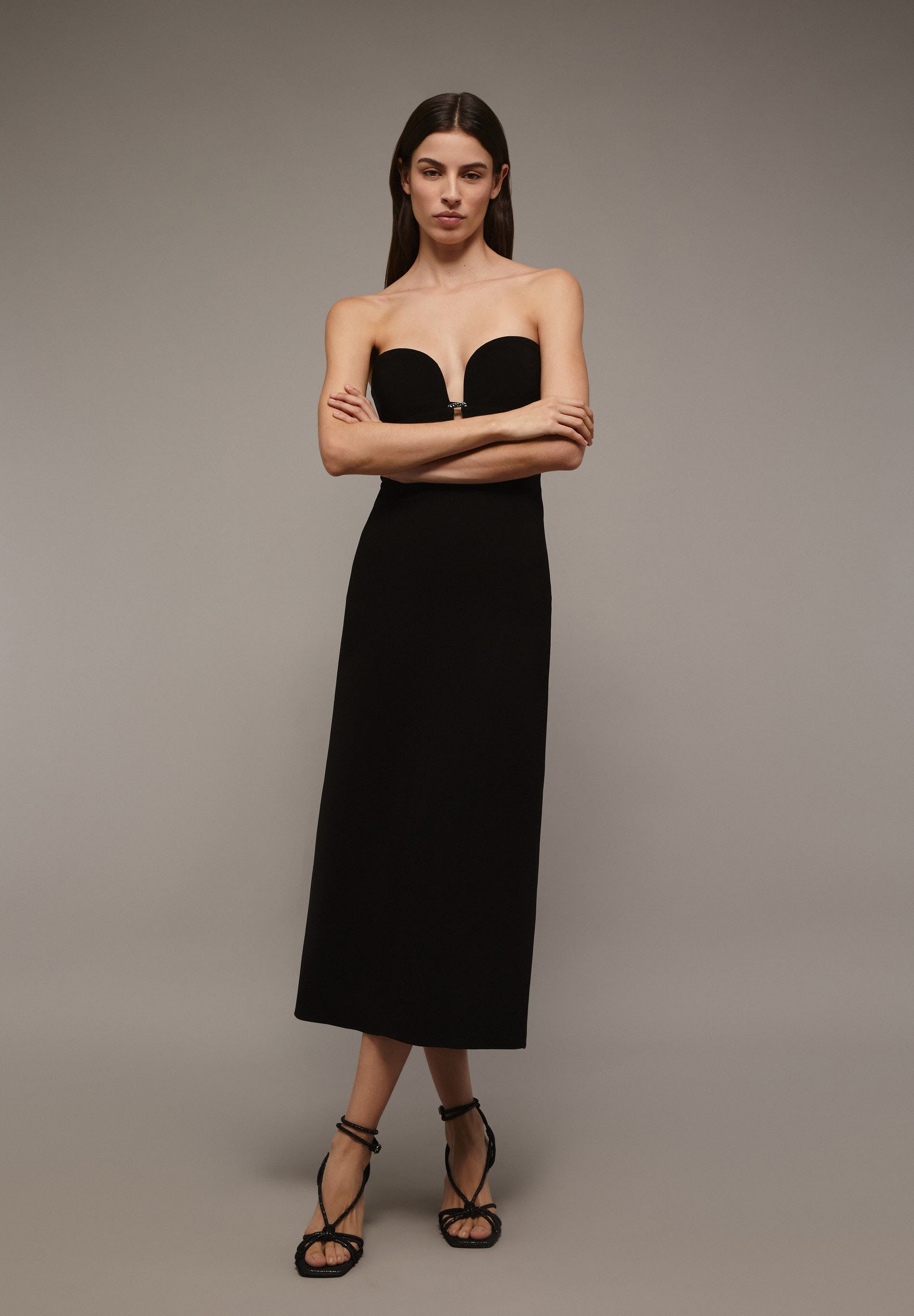 VESTIDO SLIP COM PORMENOR DE ZIP TRASEIRO