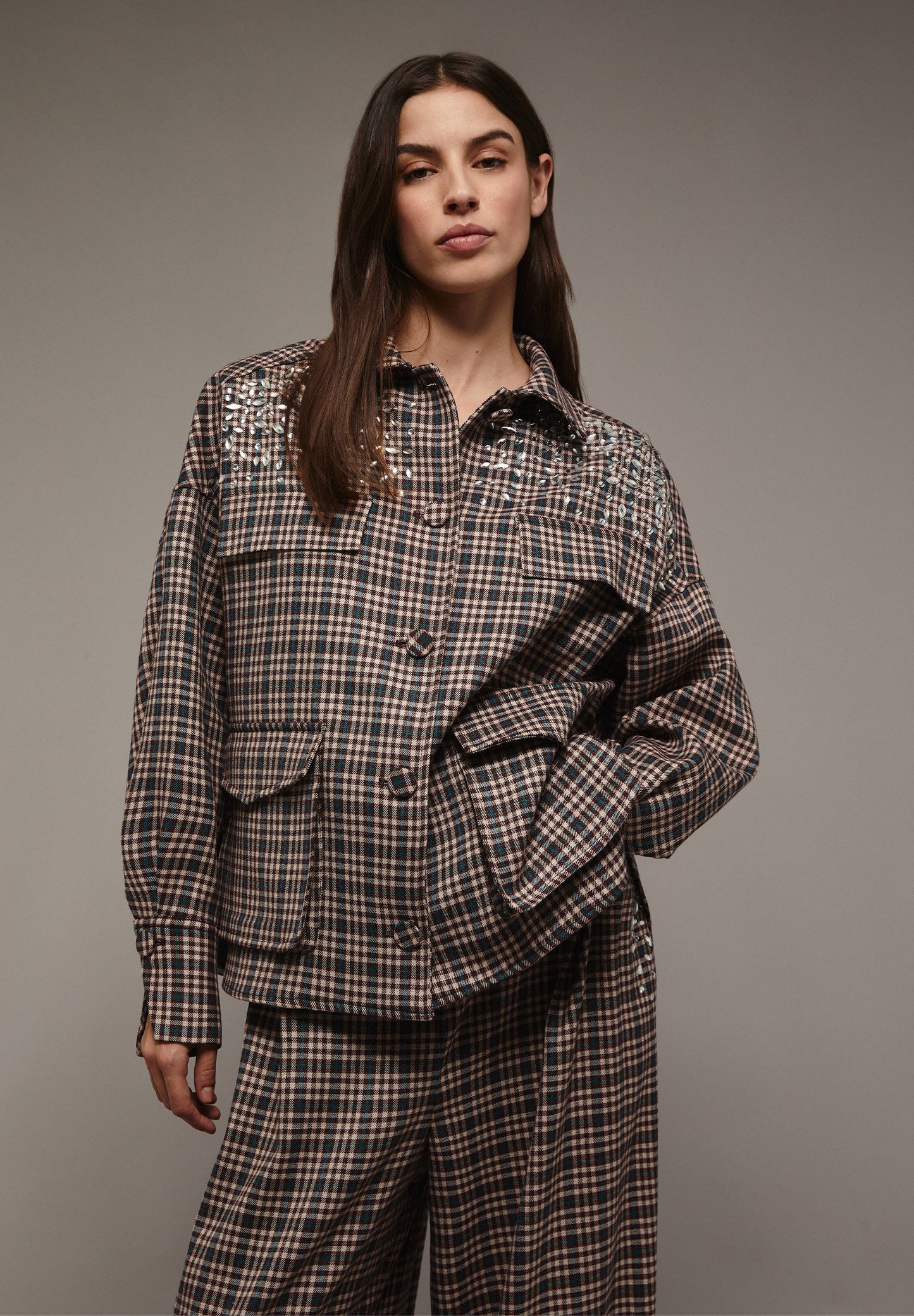 CASACO XADREZ COM PORMENORES EM CRISTAL