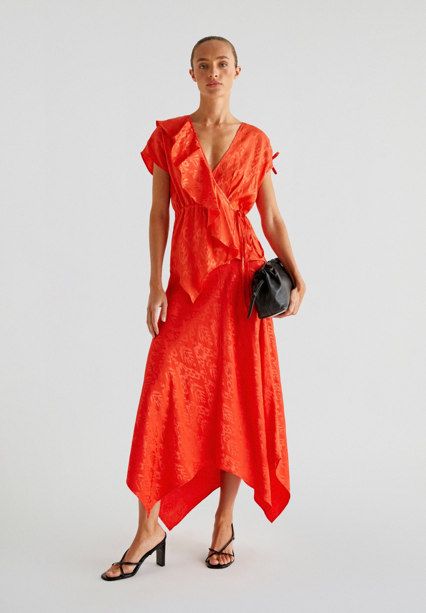 SAIA MIDI ASSIMÉTRICA