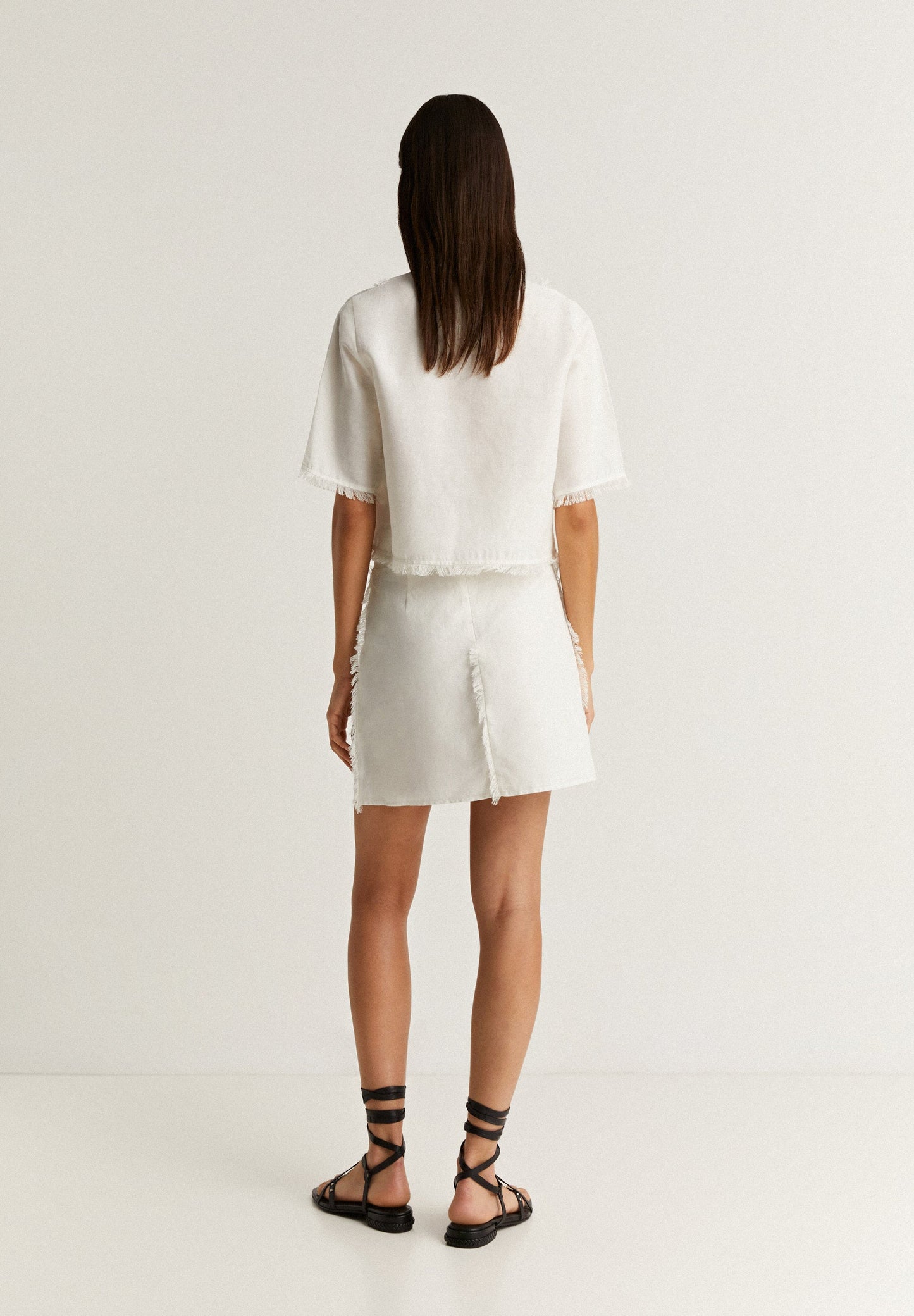 FRAYED LINEN MINI SKIRT