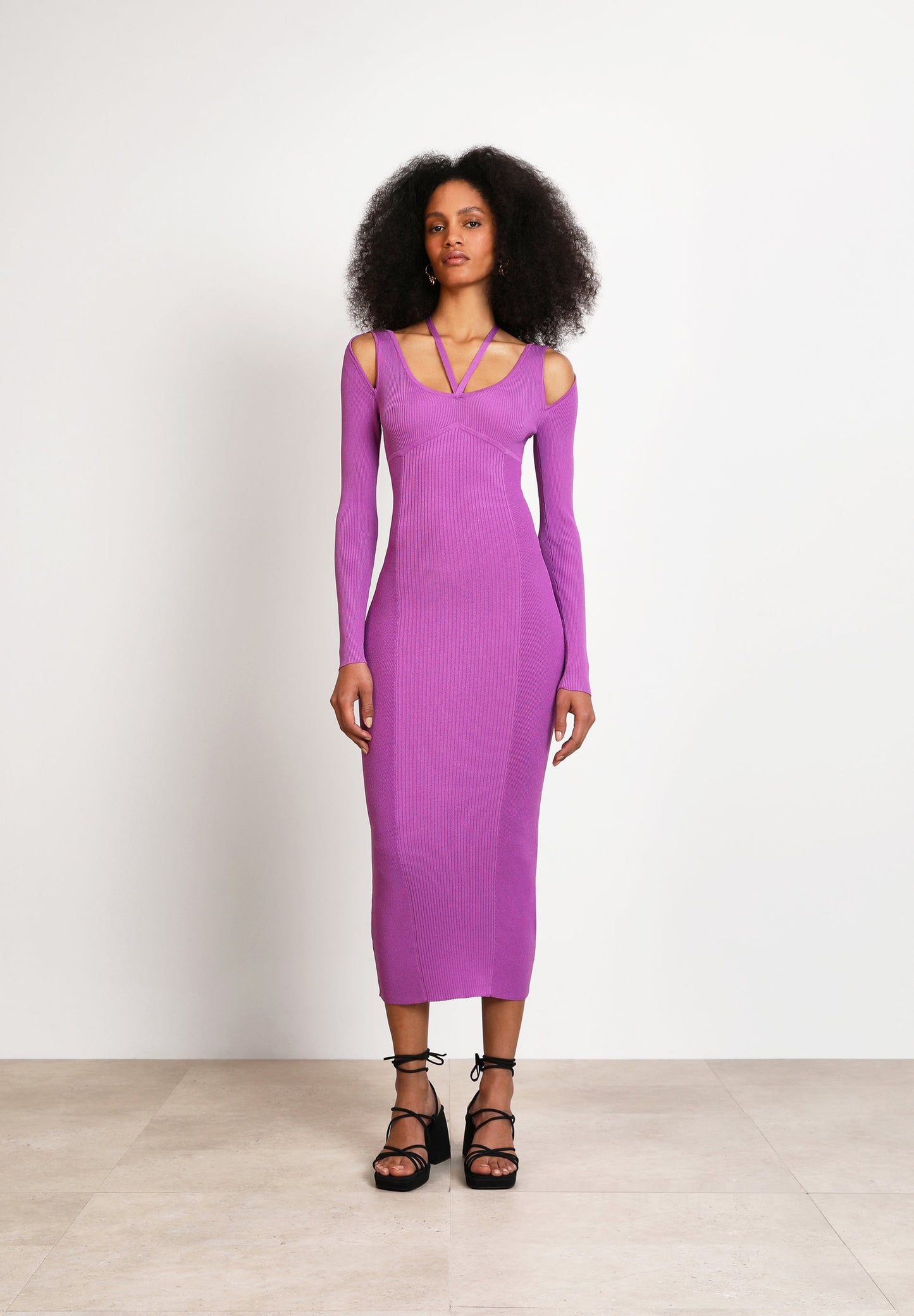 ESSENTIEL | VESTIDO DAIDONG