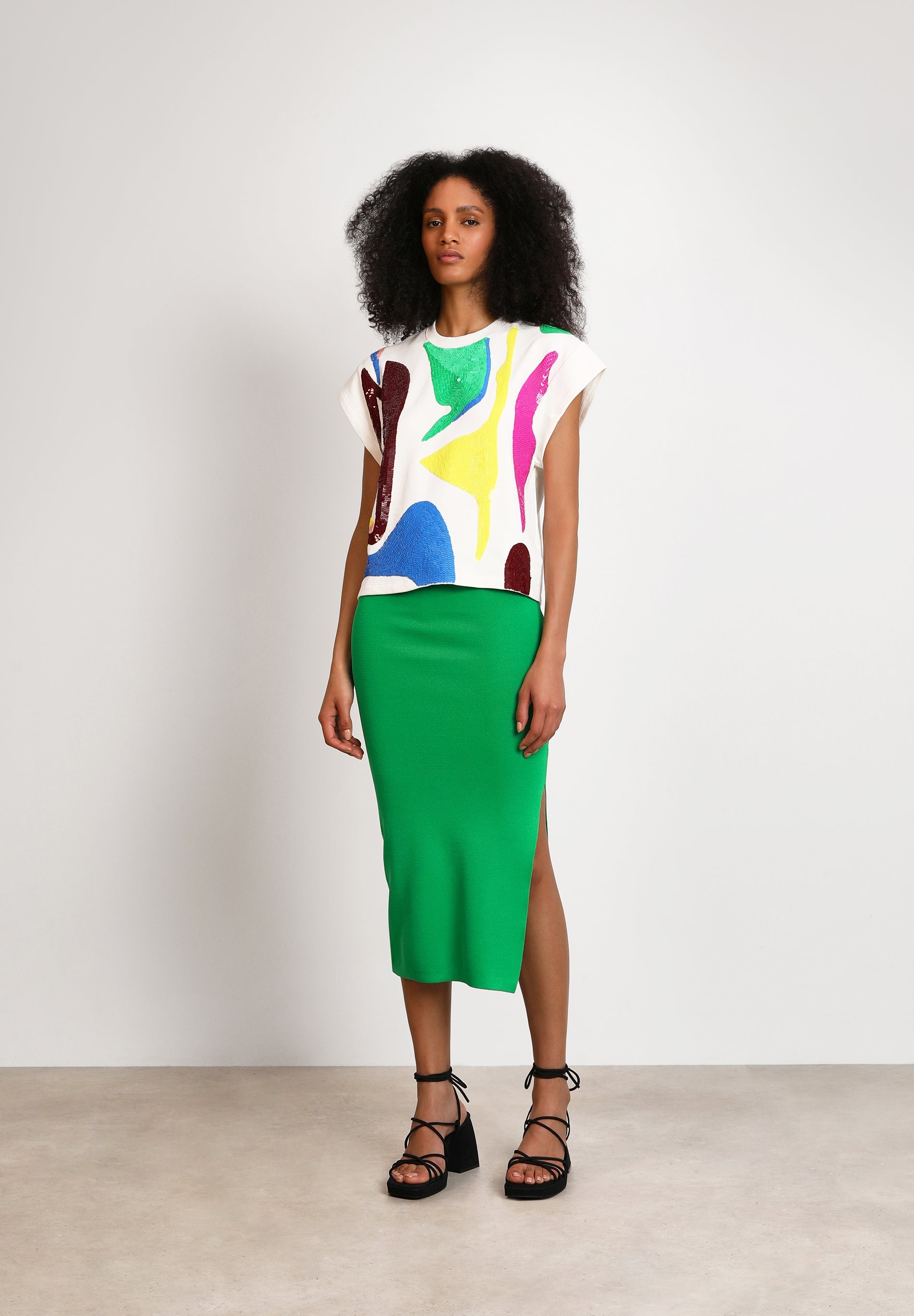 ESSENTIEL | SAIA DOVA