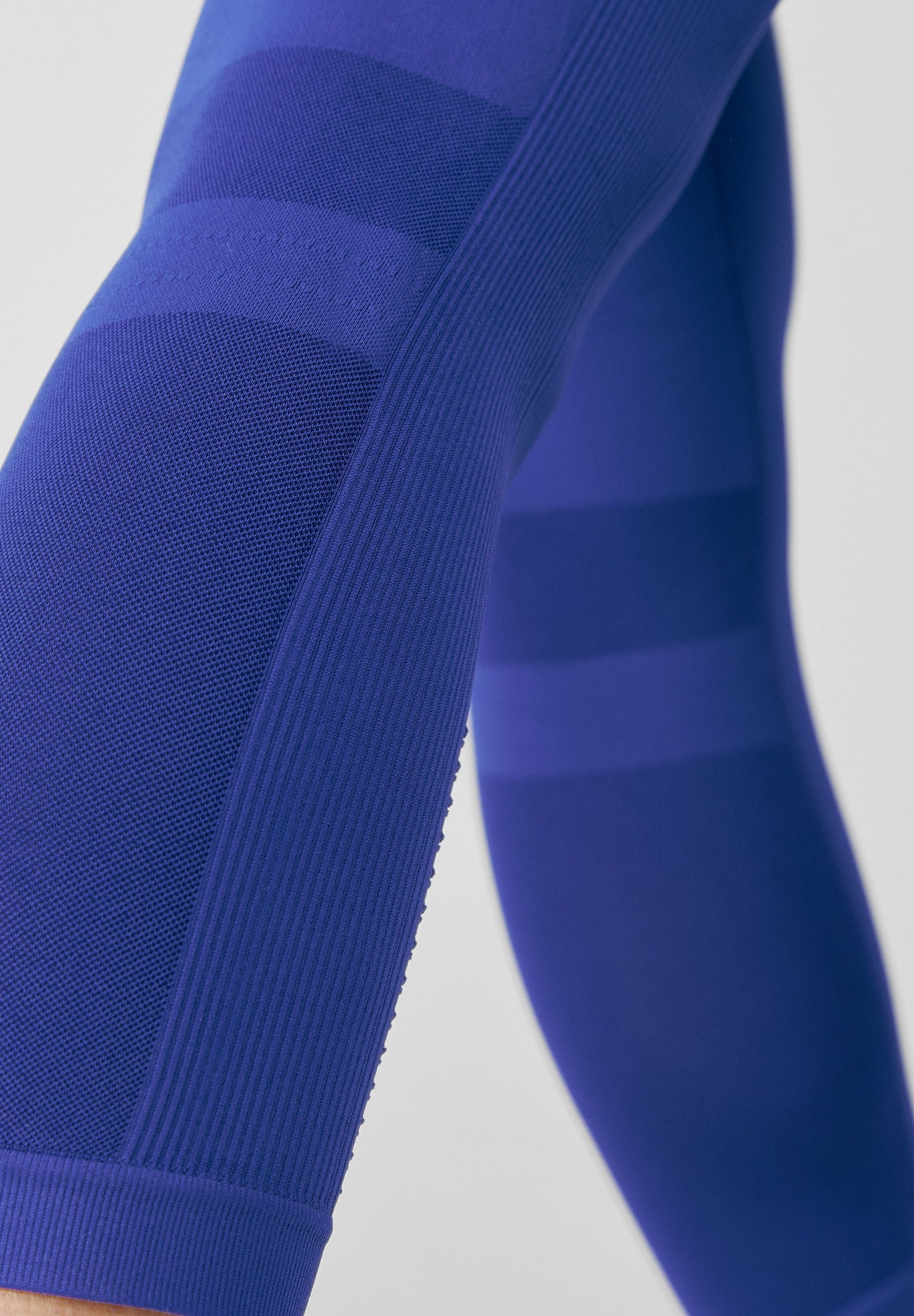 BORN LIVING YOGA | LEGGING ARETHA