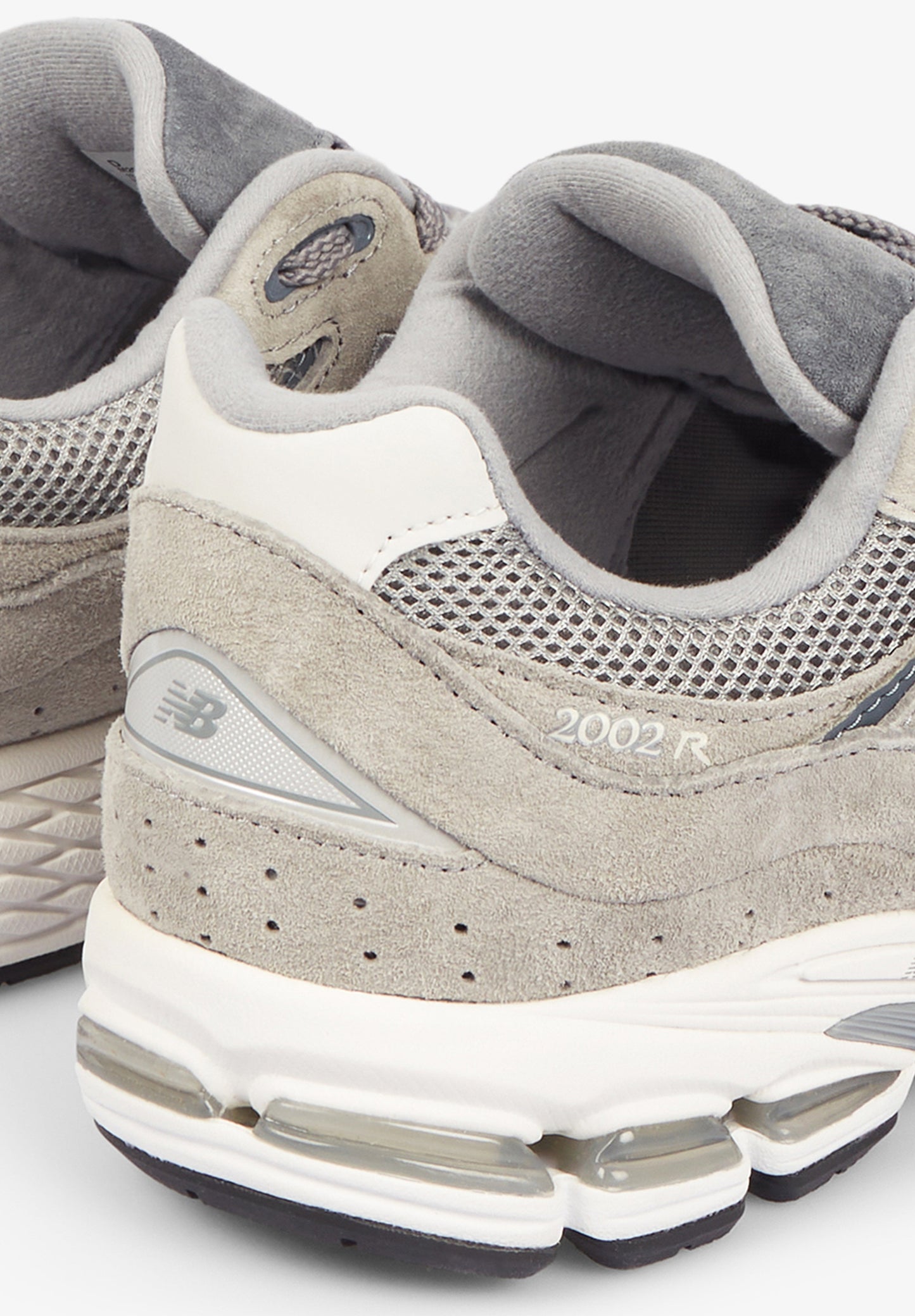 NEW BALANCE | SAPATILHAS 2002R