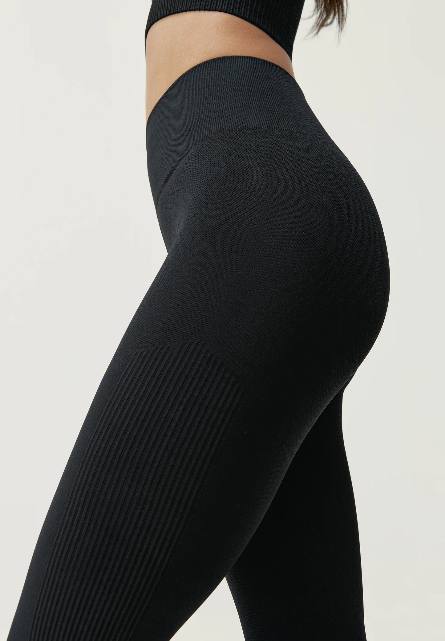 BORN LIVING YOGA | LEGGING YAMI - Scalpers