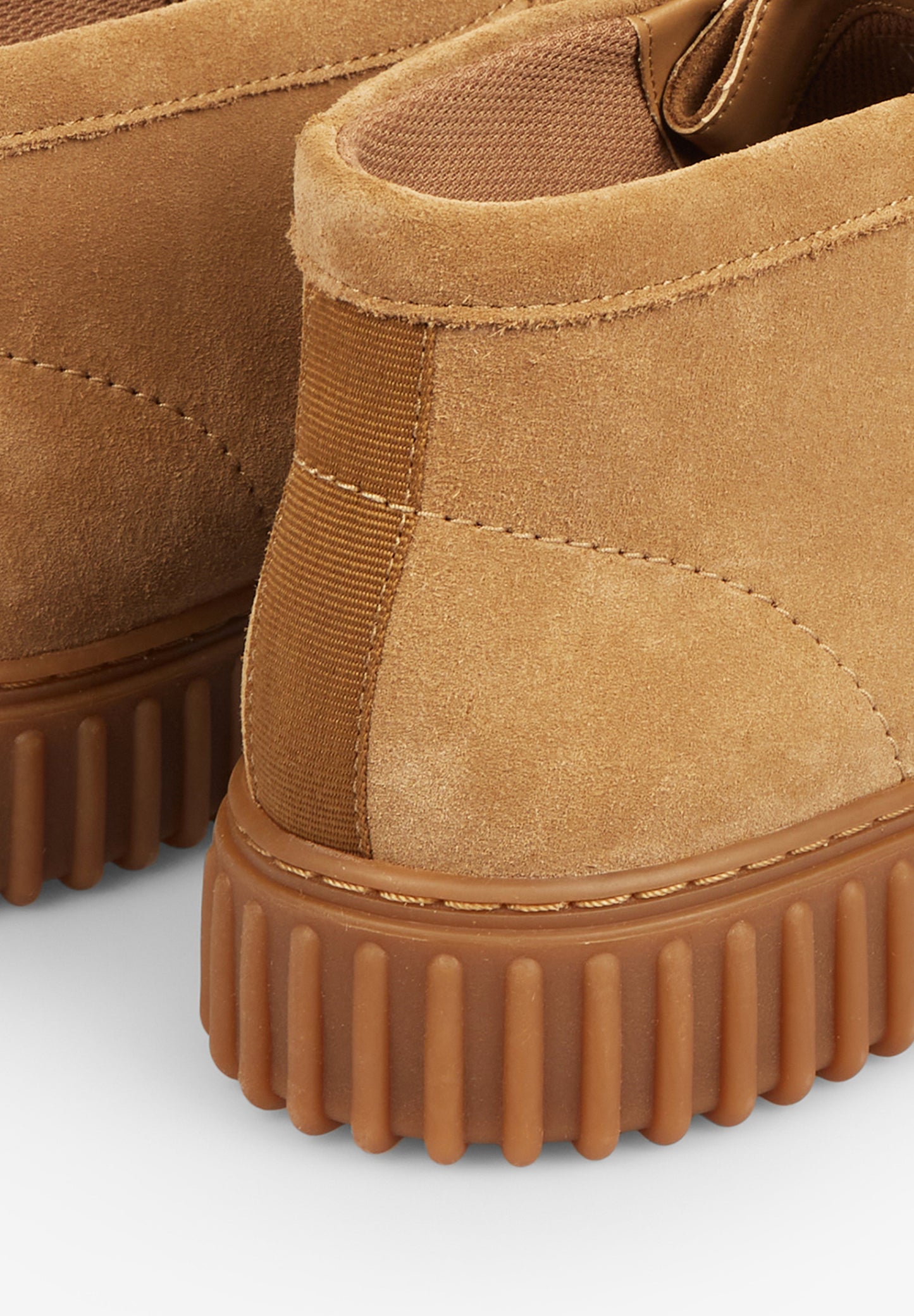 CLARKS | BOTAS DESERT TORHILL HOMBRE