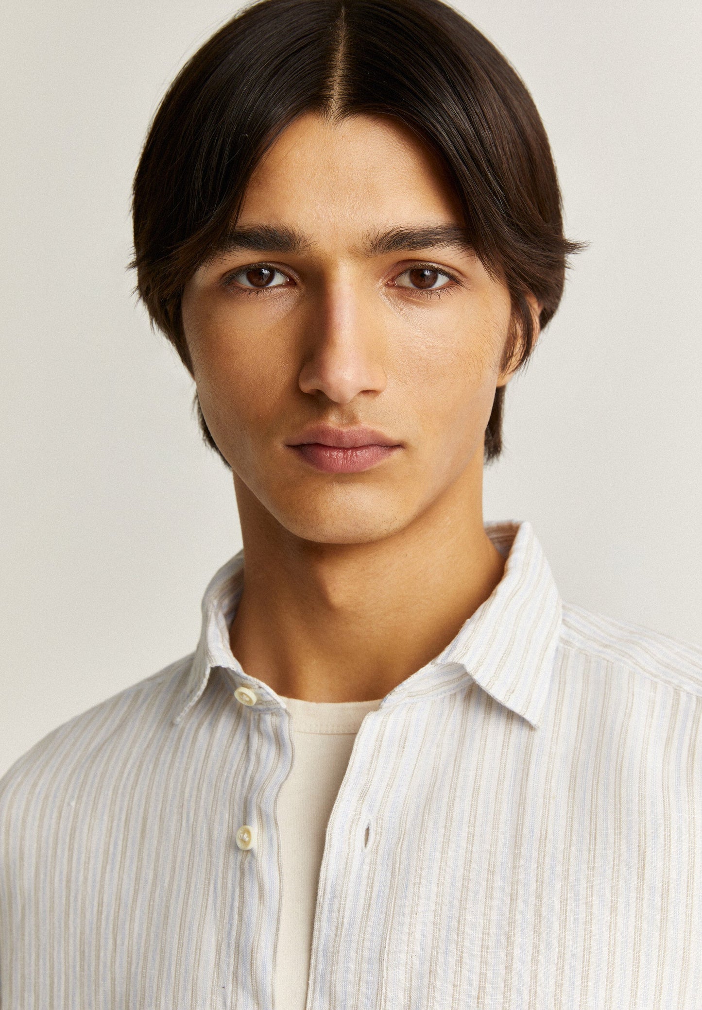 CAMISA PREMIUM DE LINHO ÀS RISCAS SLIM