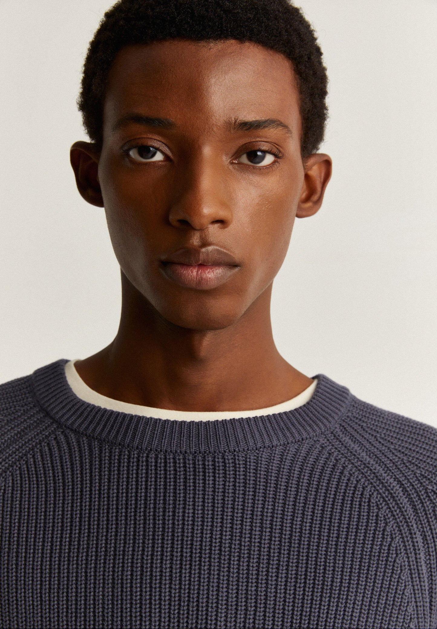 SWEATER EM PONTO PÉROLA