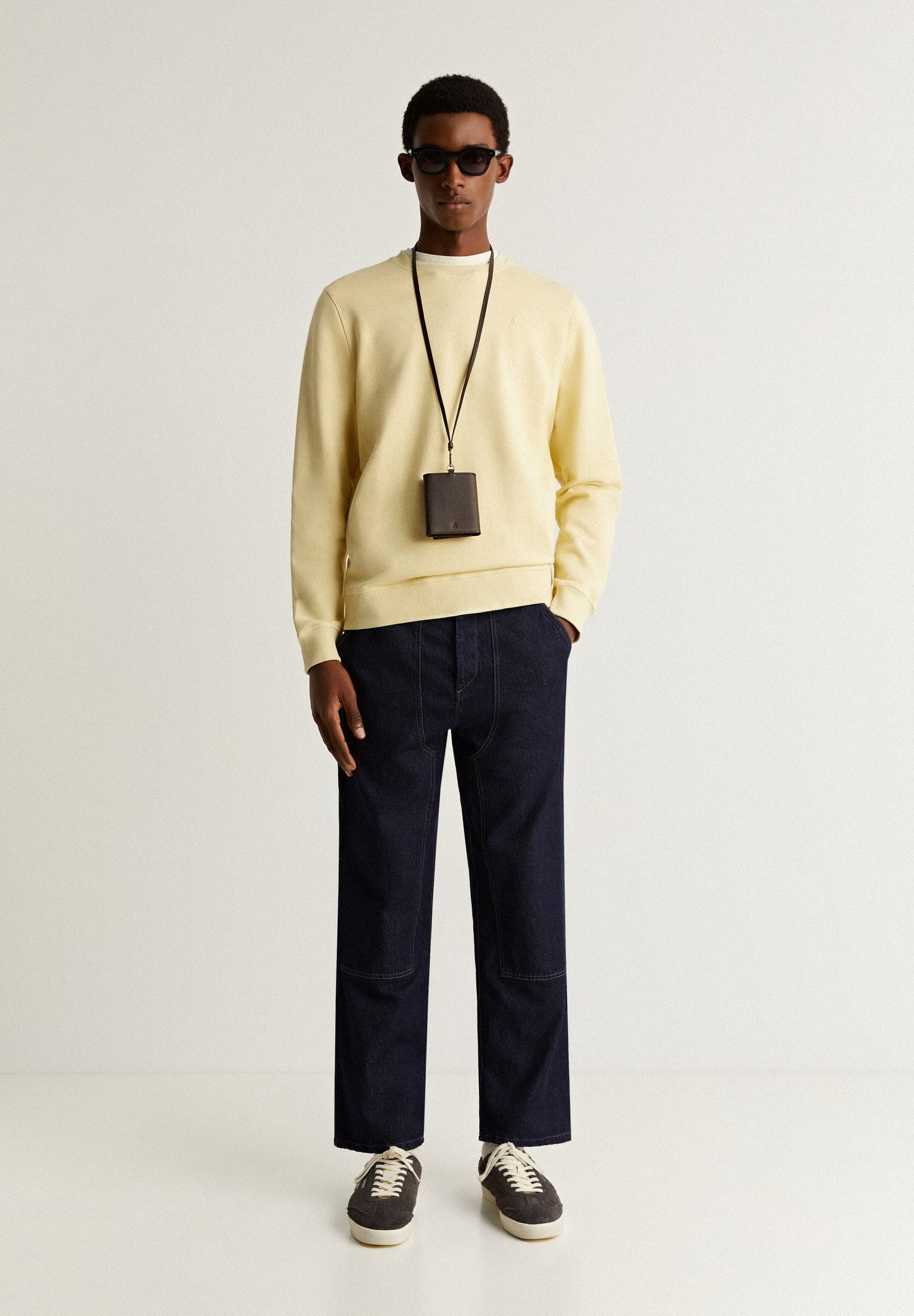 SWEATSHIRT BÁSICA COM SKULL