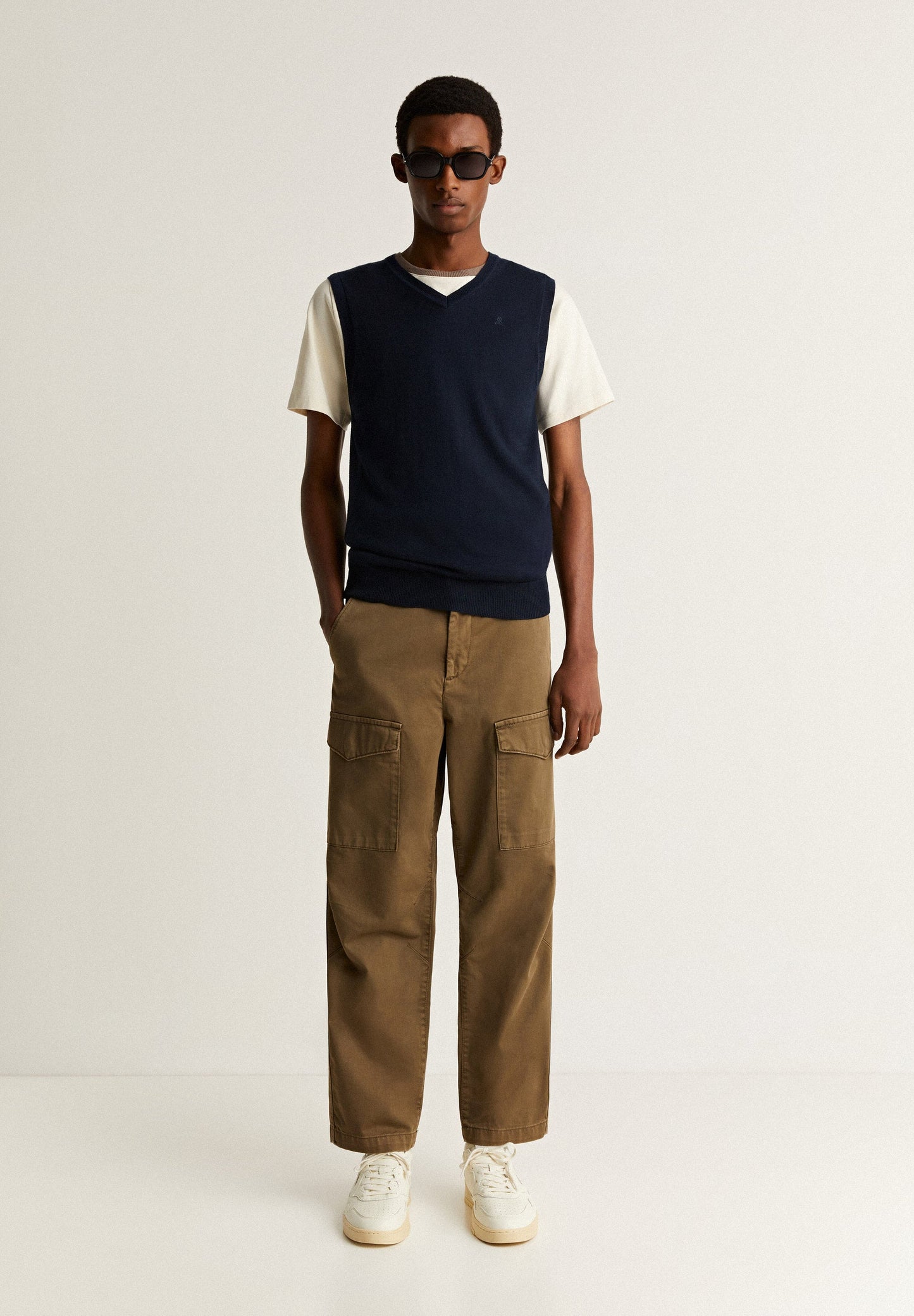 CALÇAS CARGO BOLSOS À FRENTE