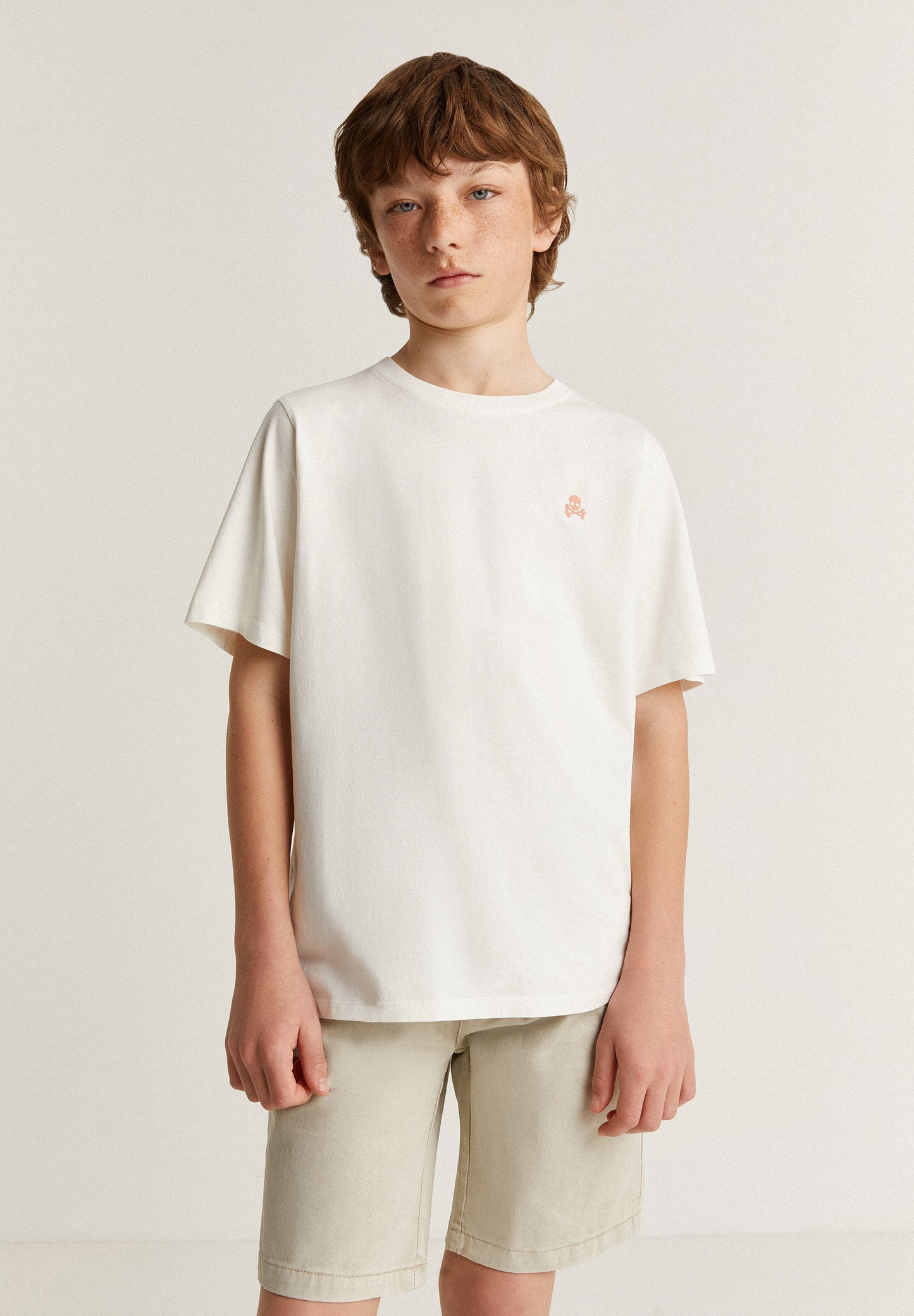 T-SHIRT COM PADRÃO SKULL HIGH DENSITY