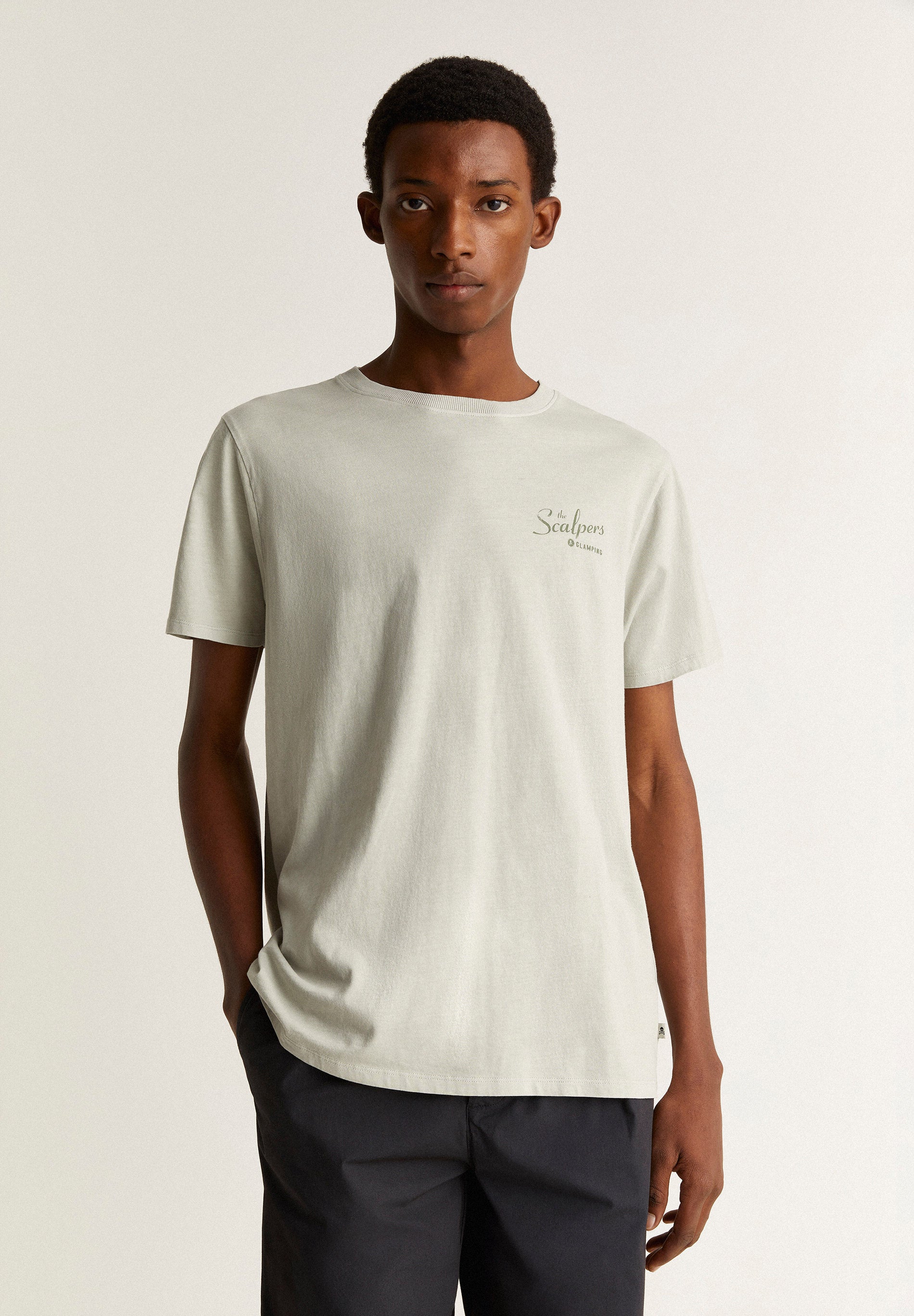 T-SHIRT DESBOTADA PADRÃO