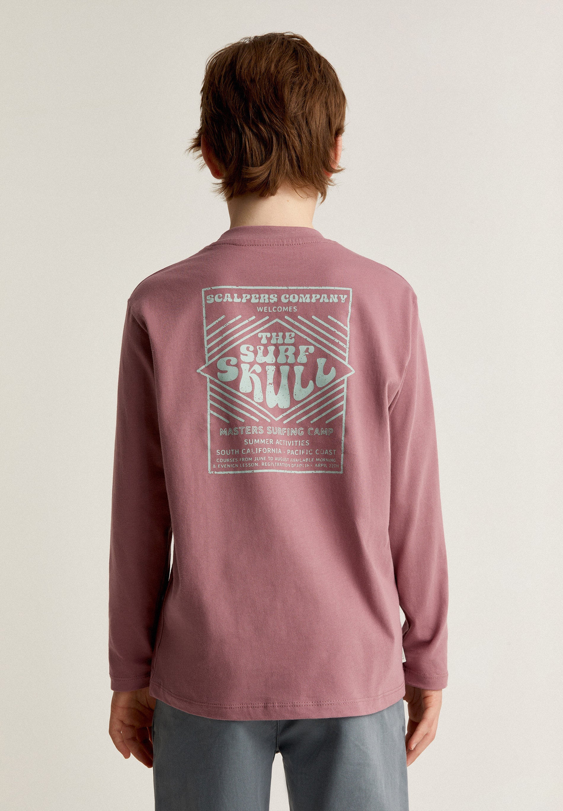 T-SHIRT DE MANGA COMPRIDA COM PADRÃO ATRÁS