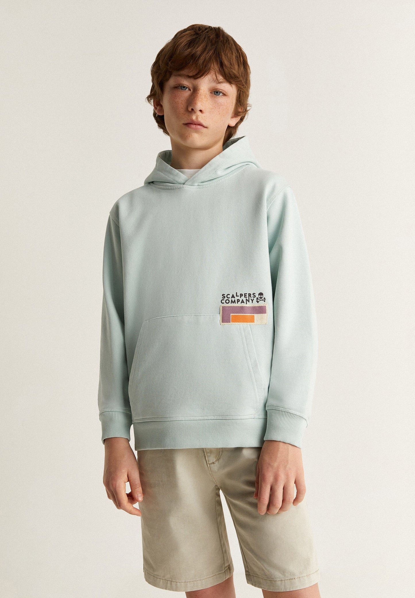 SWEATSHIRT COM CAPUZ E PADRÃO TETRIS