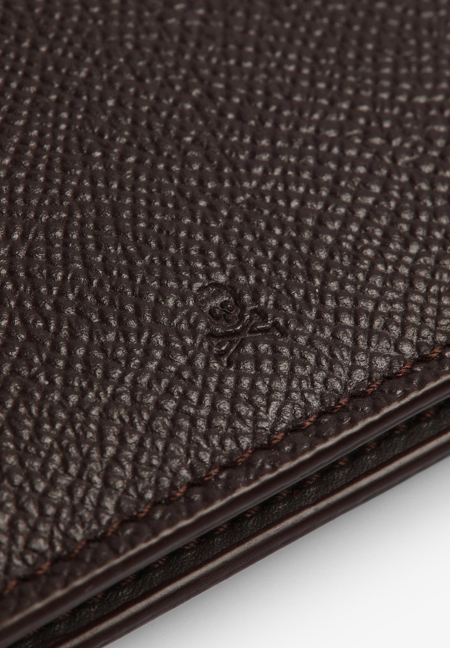 CARTEIRA EM PELE CAVEIRA GRAVADA