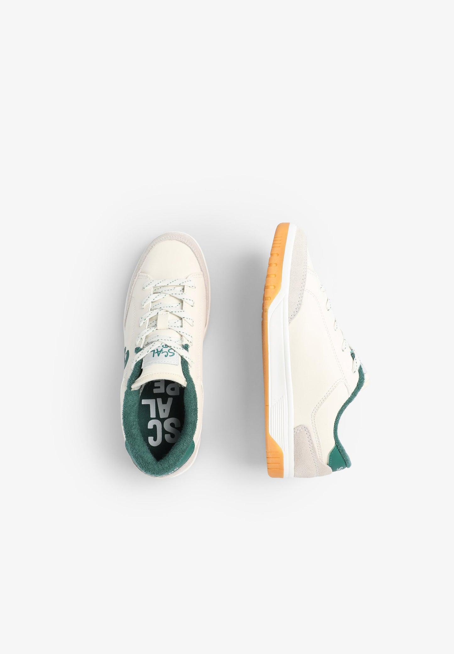 SAPATILHAS COM SKULL A CONTRASTAR