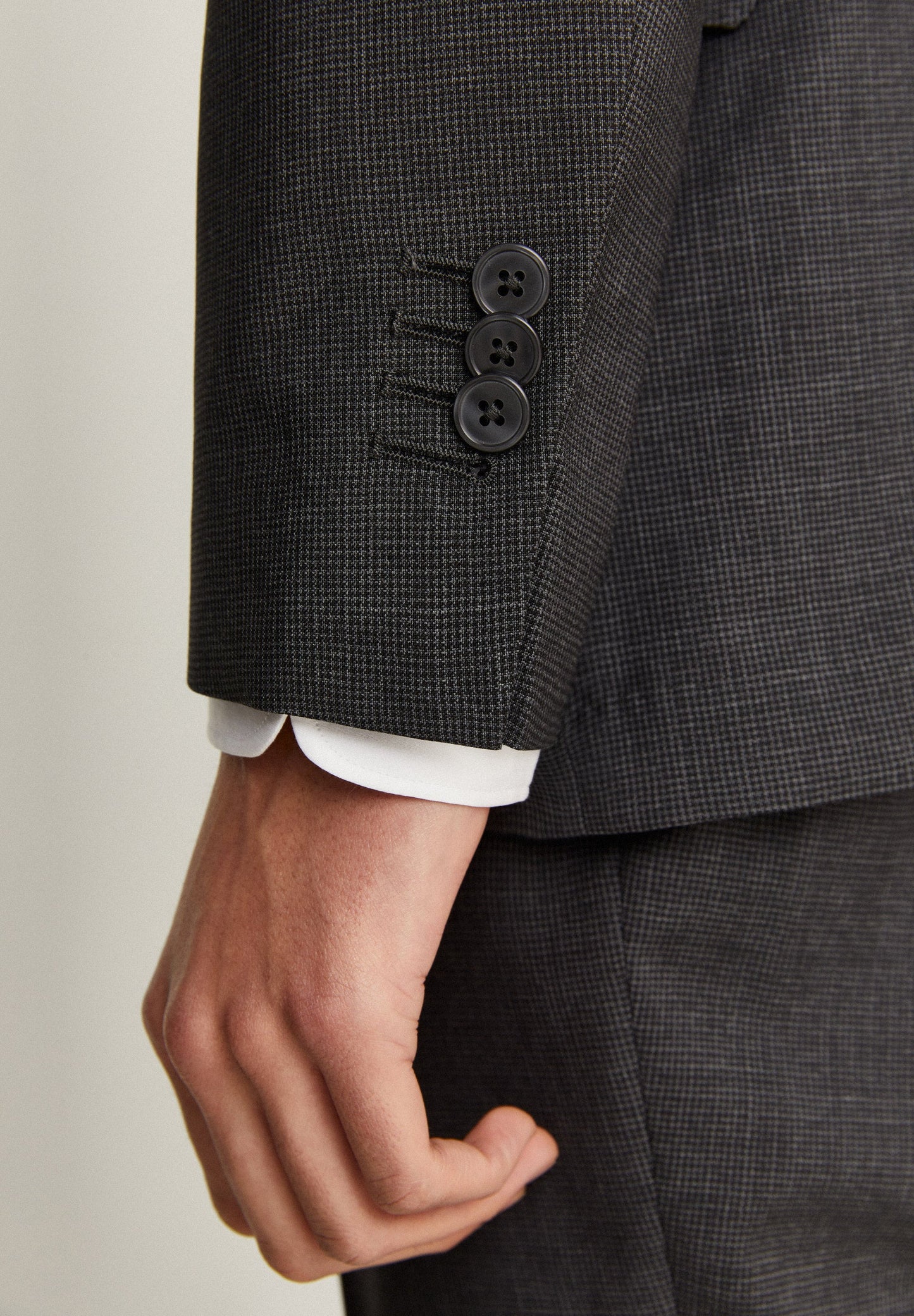 FATO DE LÃ CINZENTO CLÁSSICO