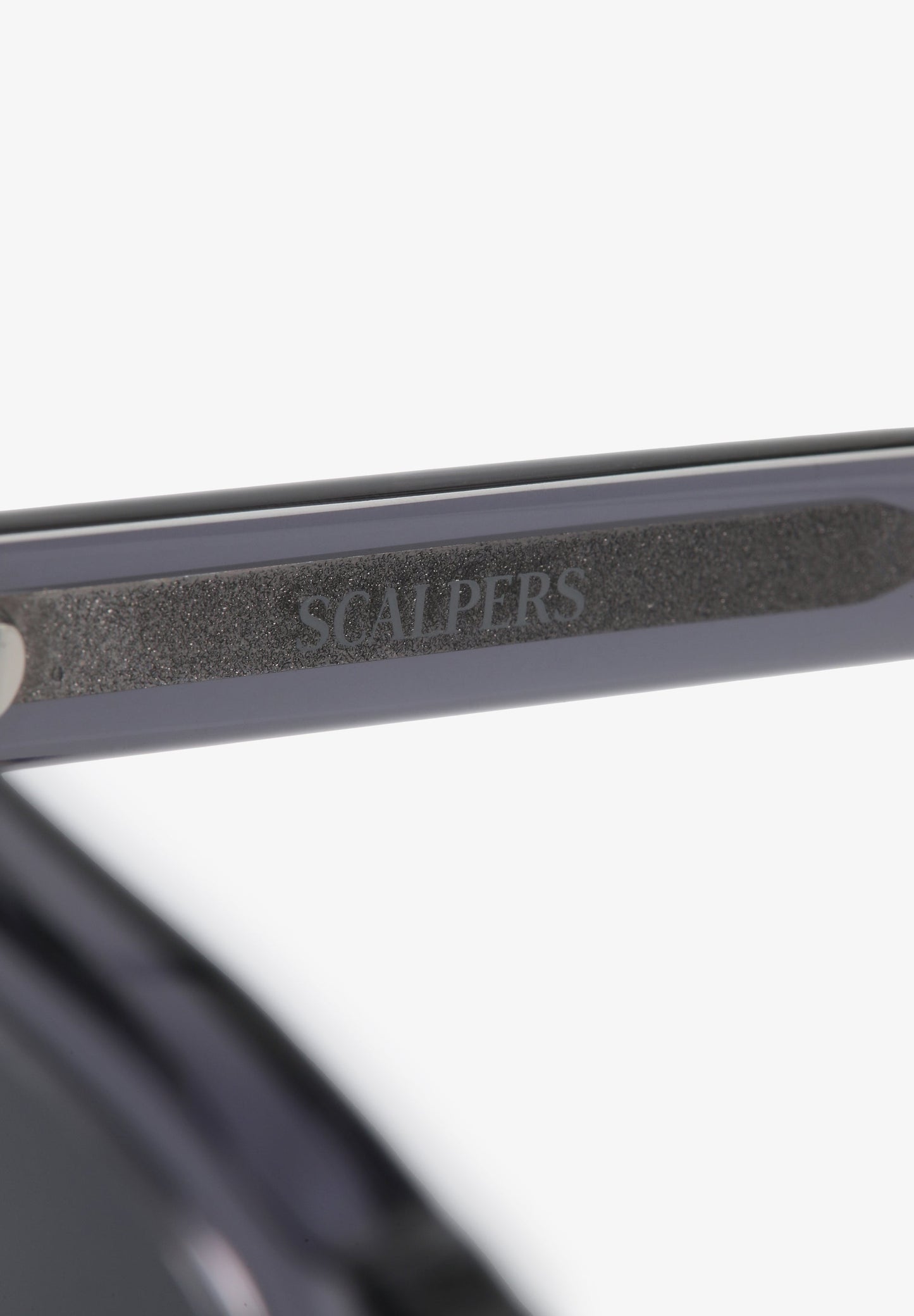 ÓCULOS DE SOL QUADRADOS TRANSPARENTES