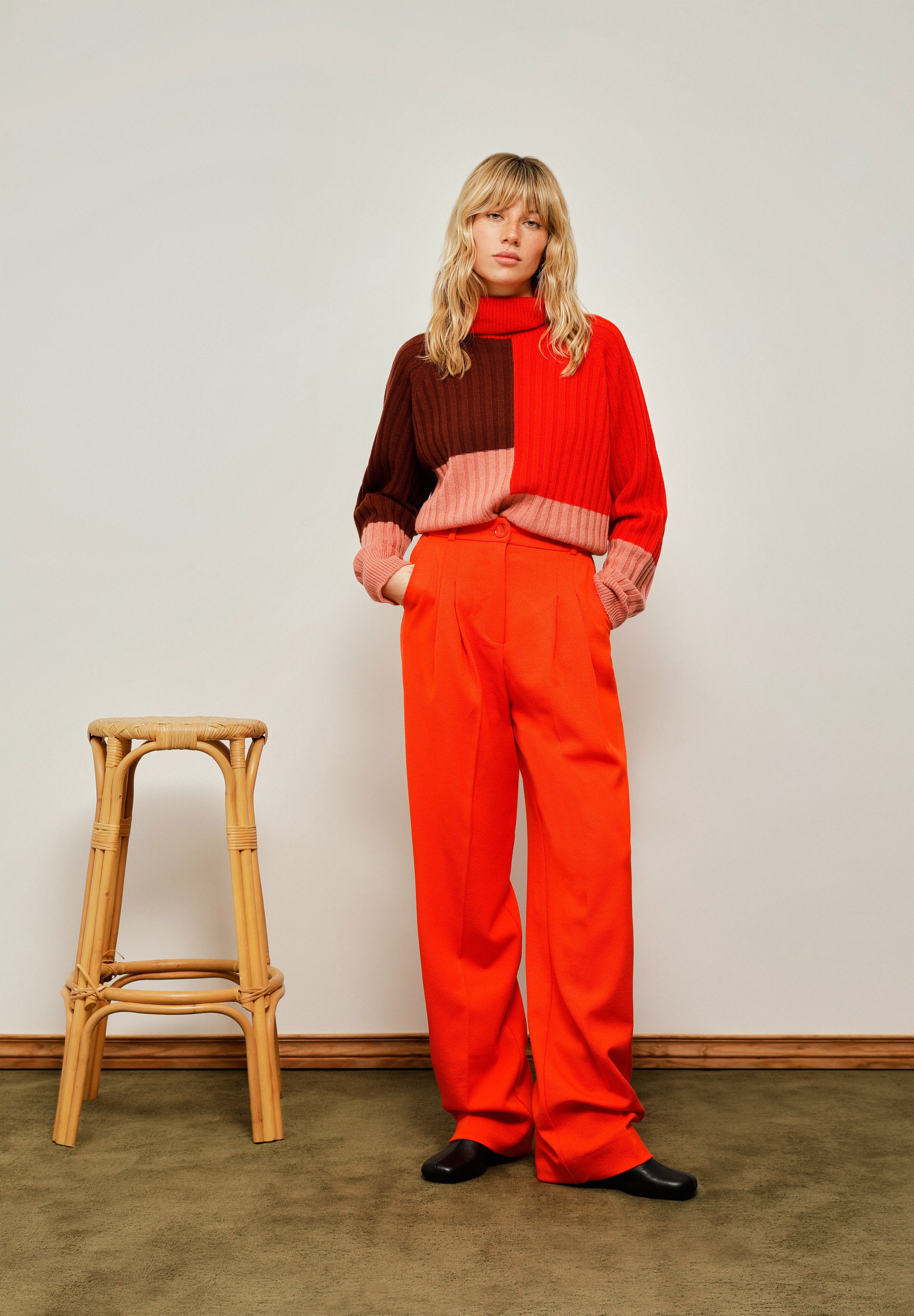 ESSENTIEL | SWEATER EMBALM