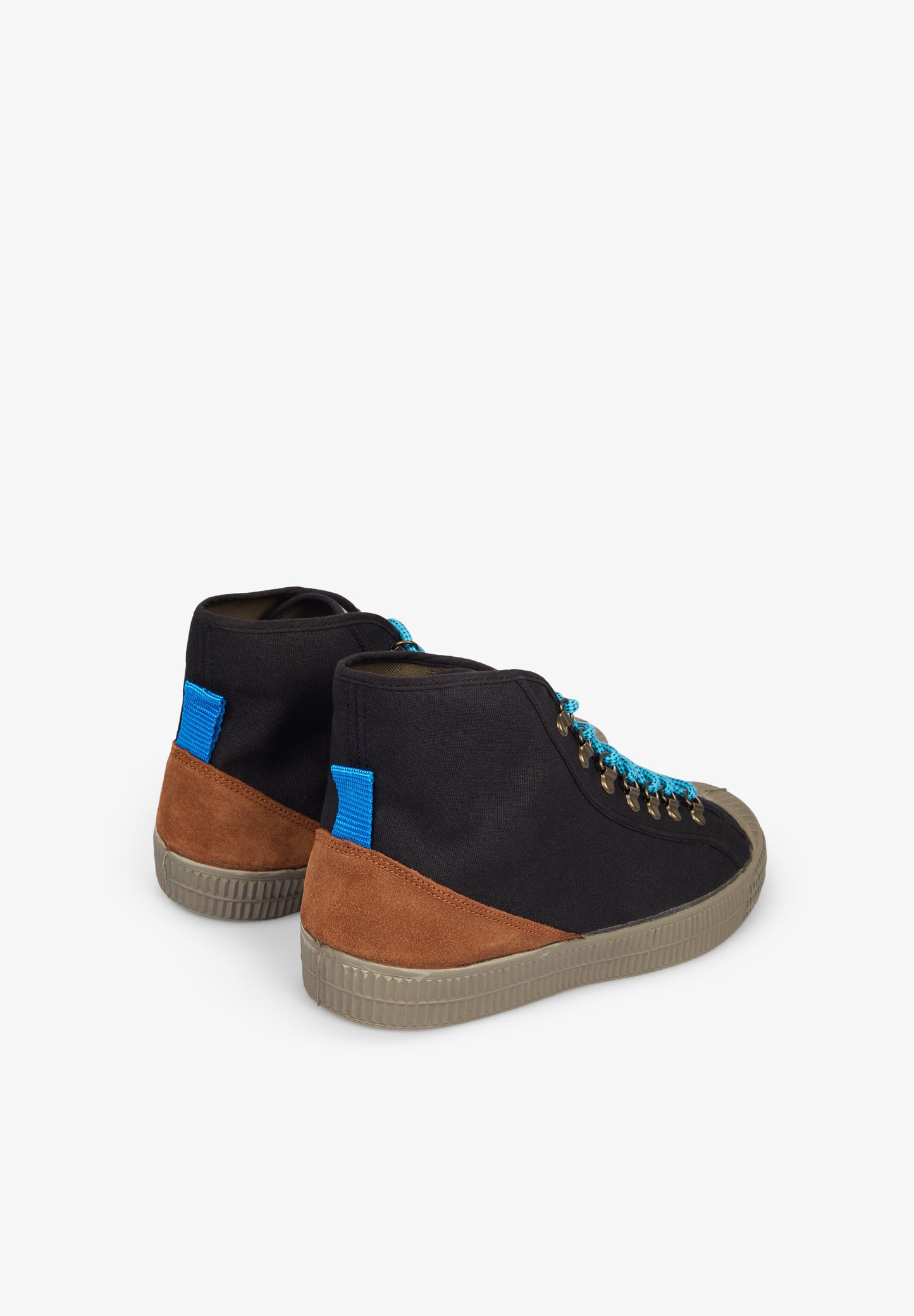 NOVESTA | ZAPATILLAS HIKER HOMBRE