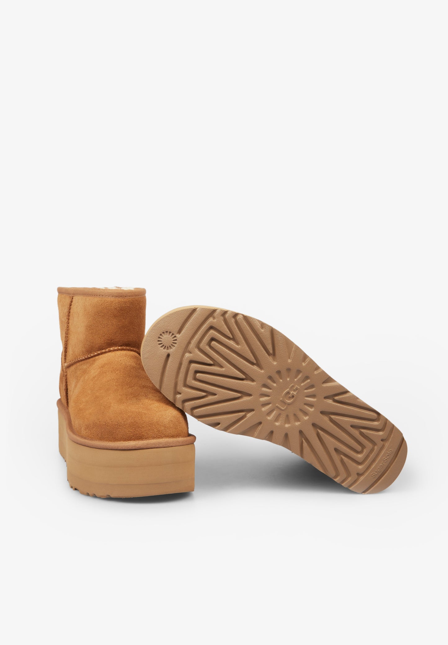 UGG | BOTAS PLATAFORMA CLASSIC MINI DE MULHER