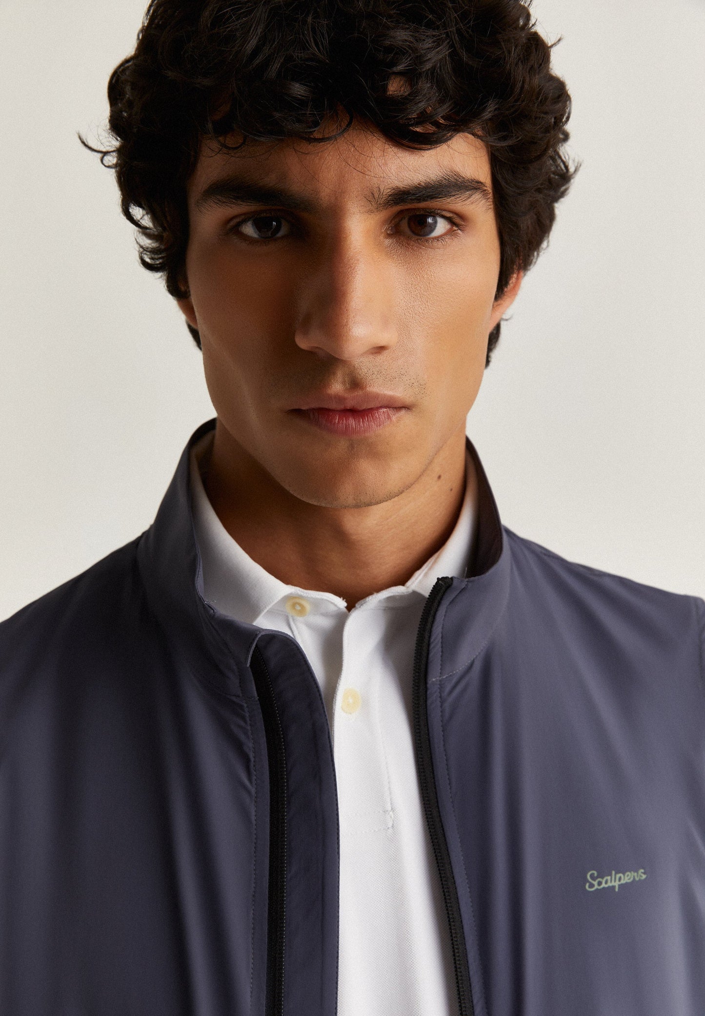 COLETE CORTA-VENTO LIGEIRO AUTODOBRÁVEL ADRENALINE