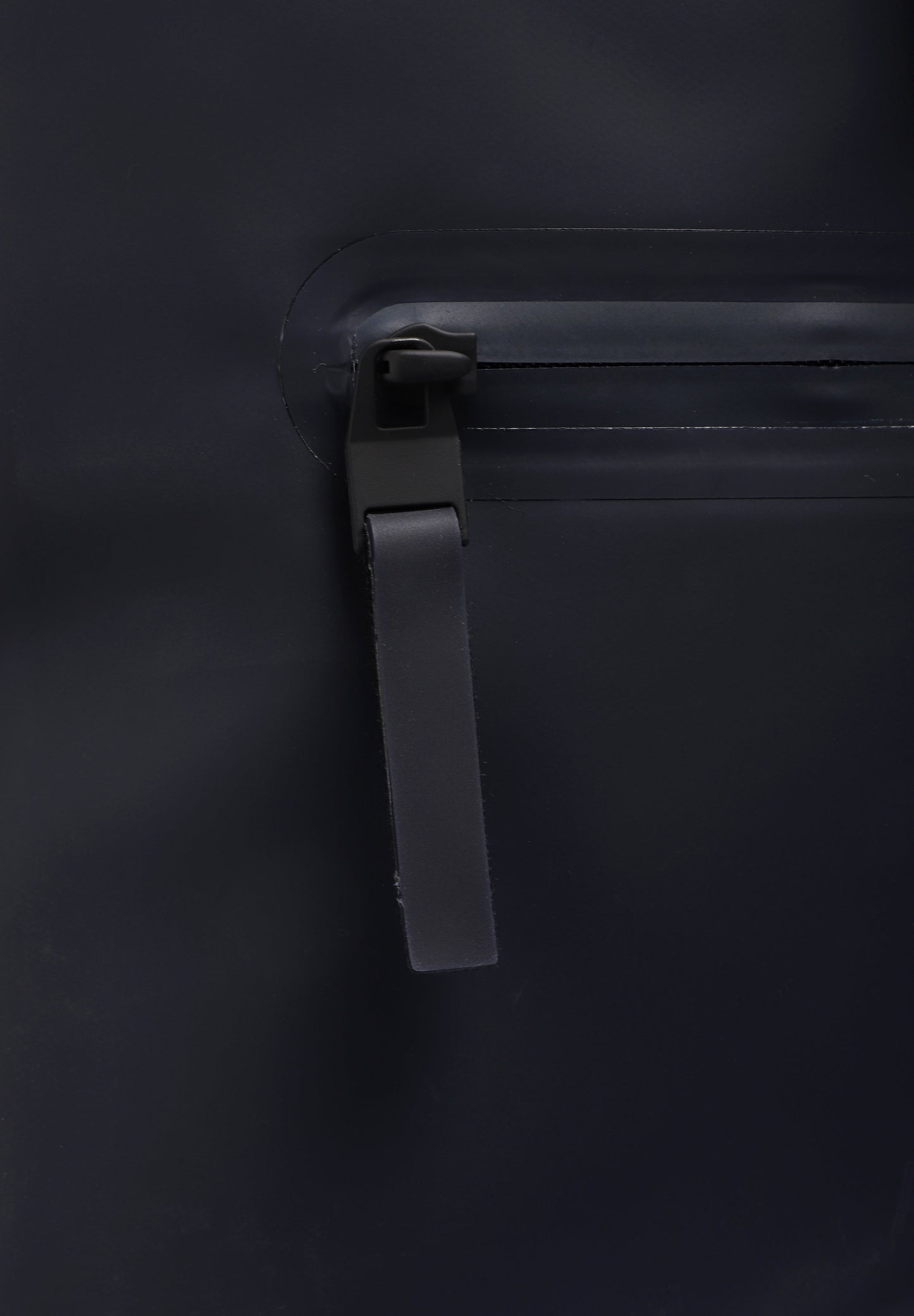 RAINS | BOLSA-ROLLTOP RUCKSACK W3