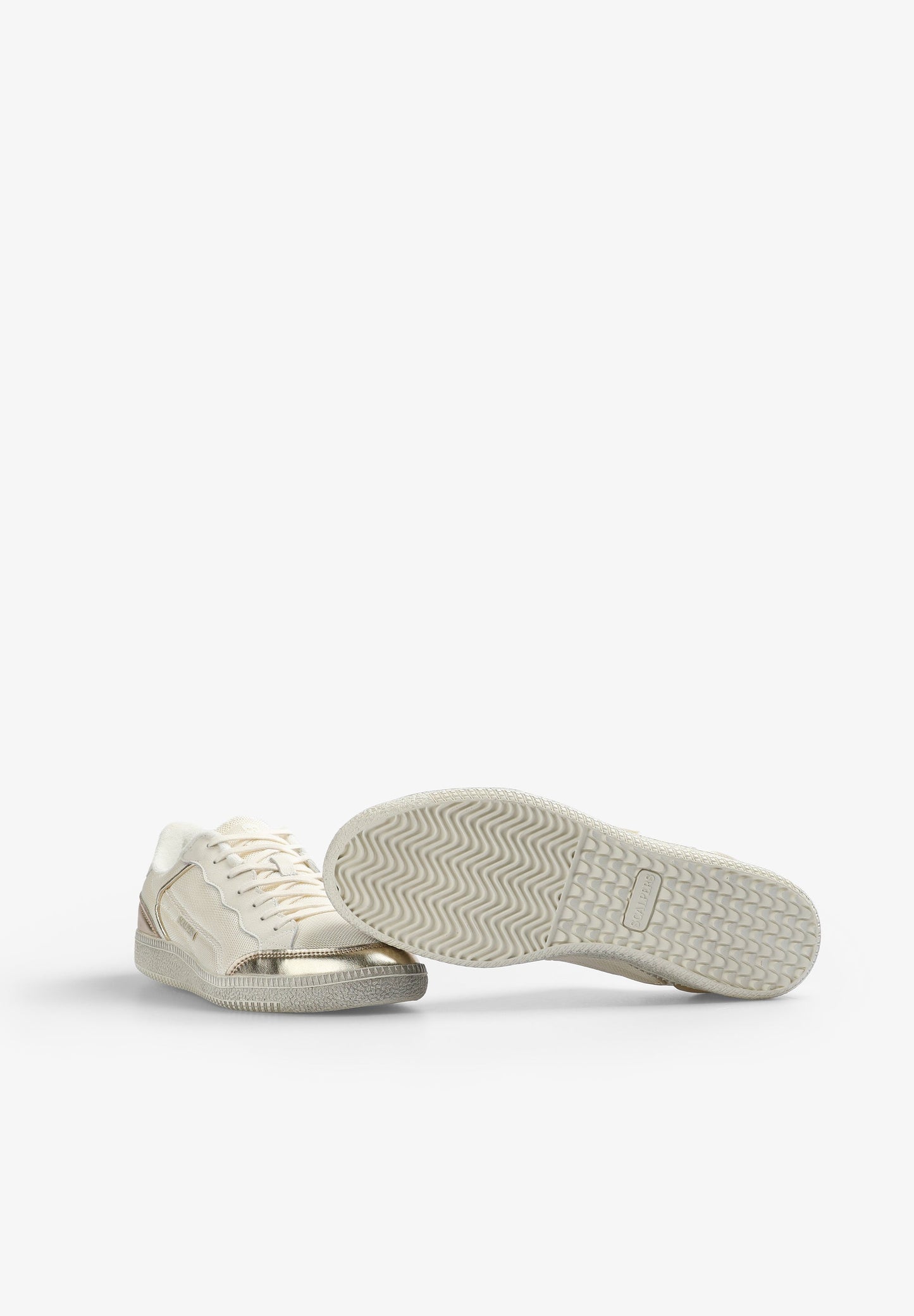 SNEAKERS ETIQUETA LOGO DETALLES METALIZADOS - Scalpers