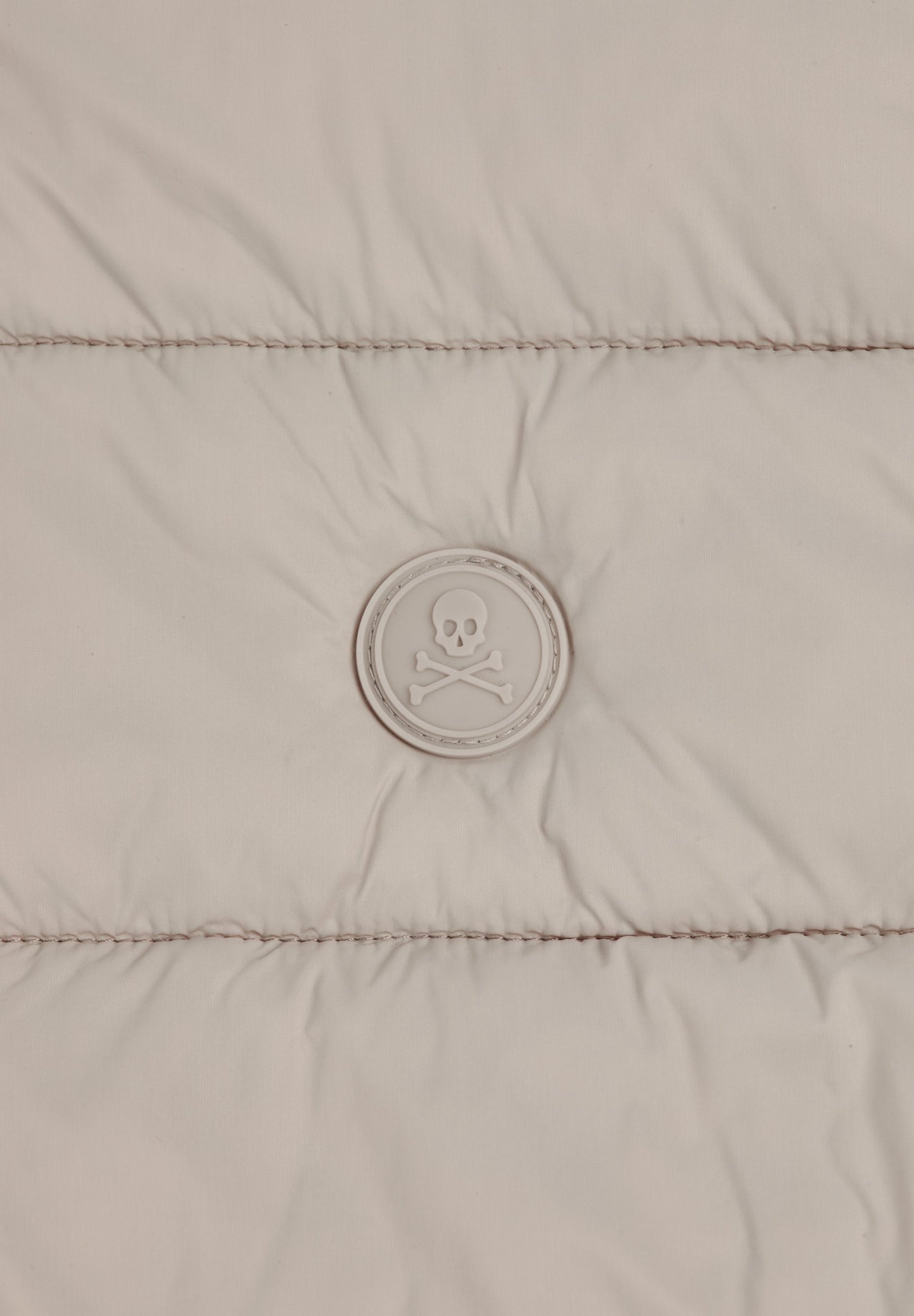 COLETE ACOLCHOADO COM SKULL