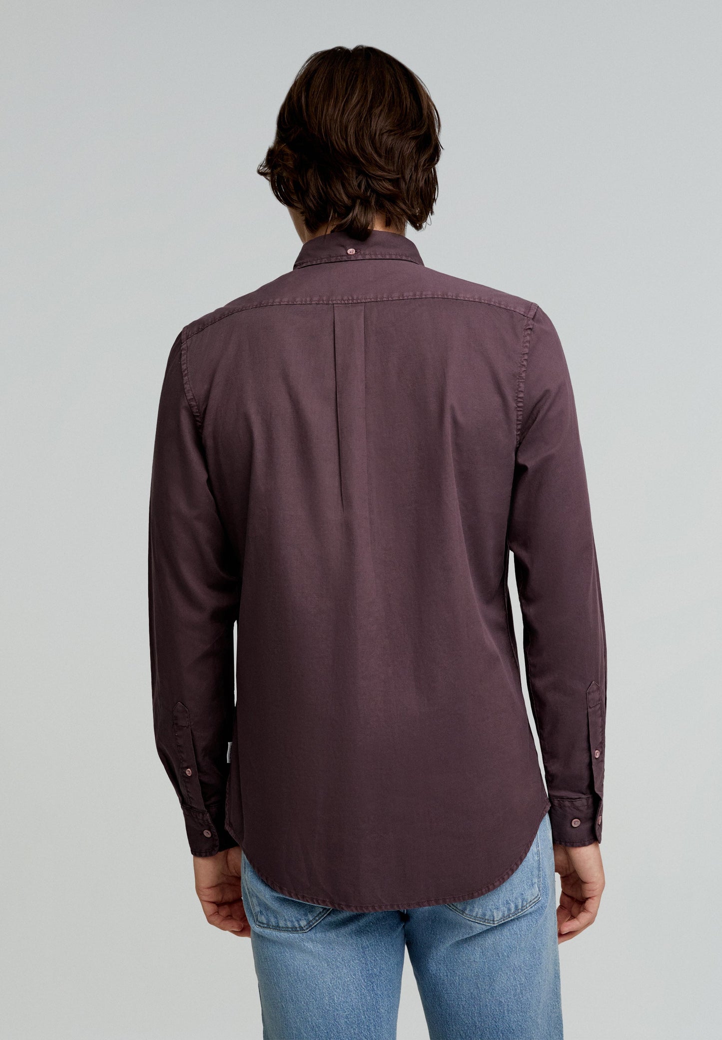 CAMISA GOLA BOTÕES LOGÓTIPO