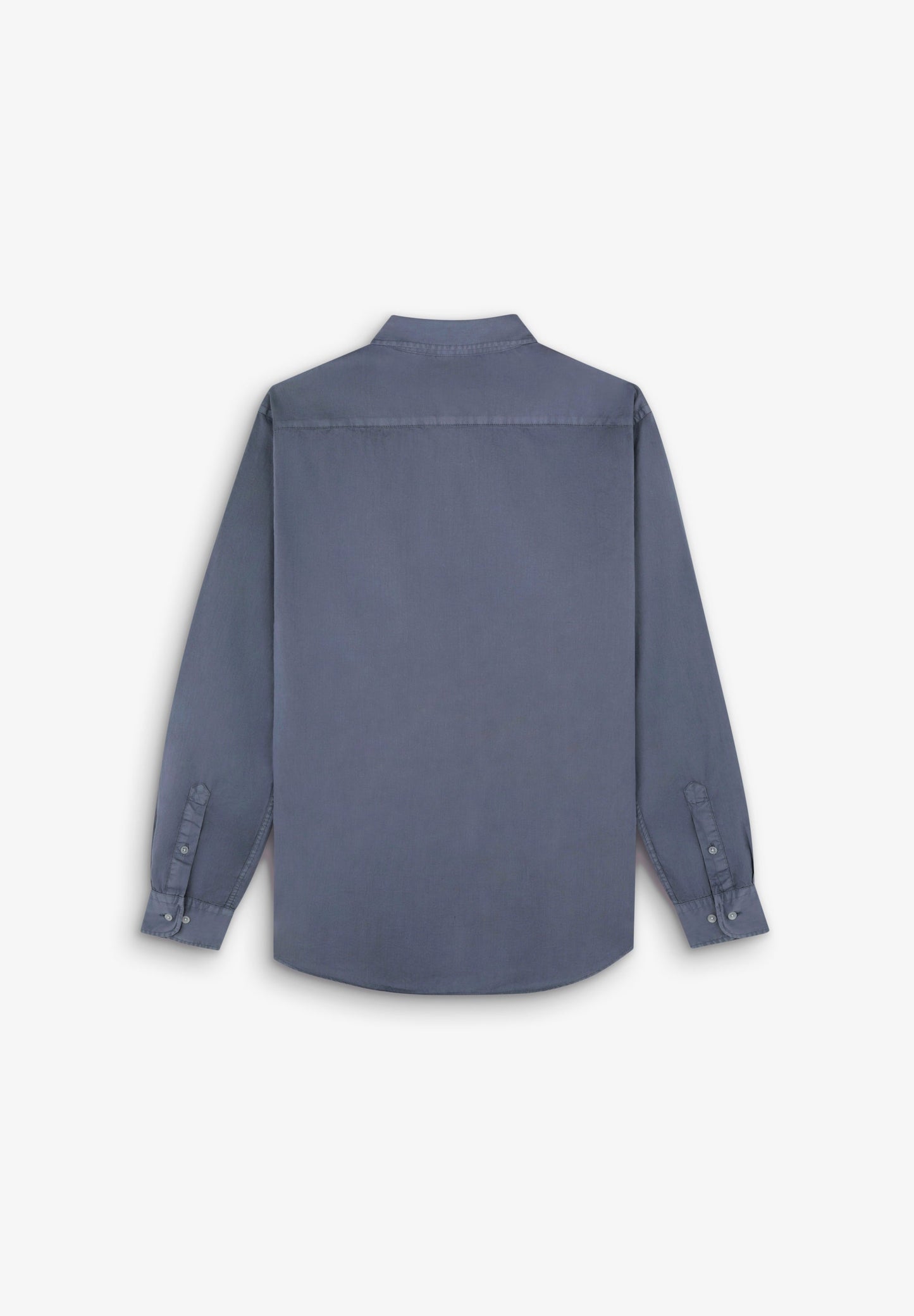 CAMISA COM LOGÓTIPO BORDADO NO TOM